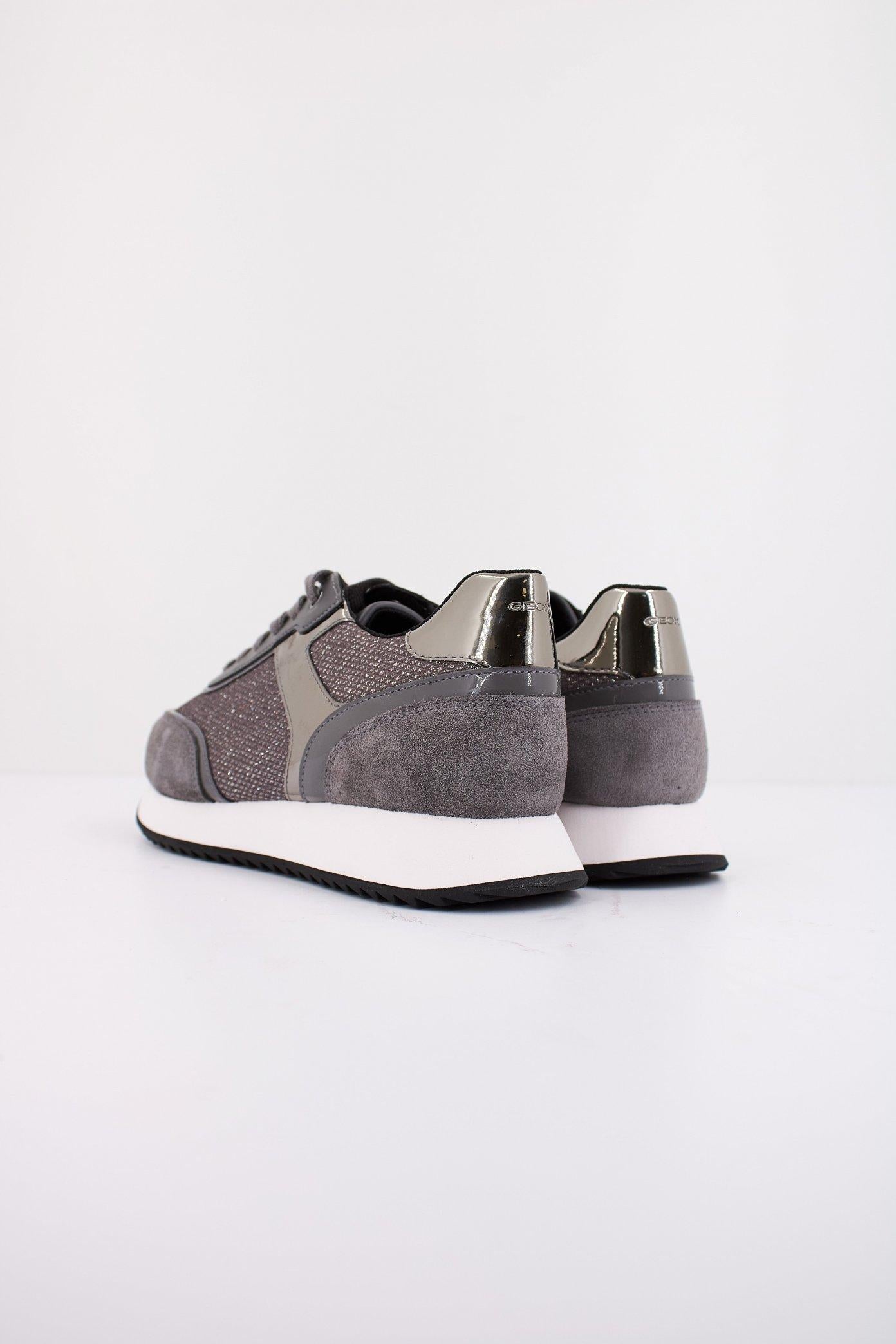 GEOX D DORALEA en color GRIS  (4)