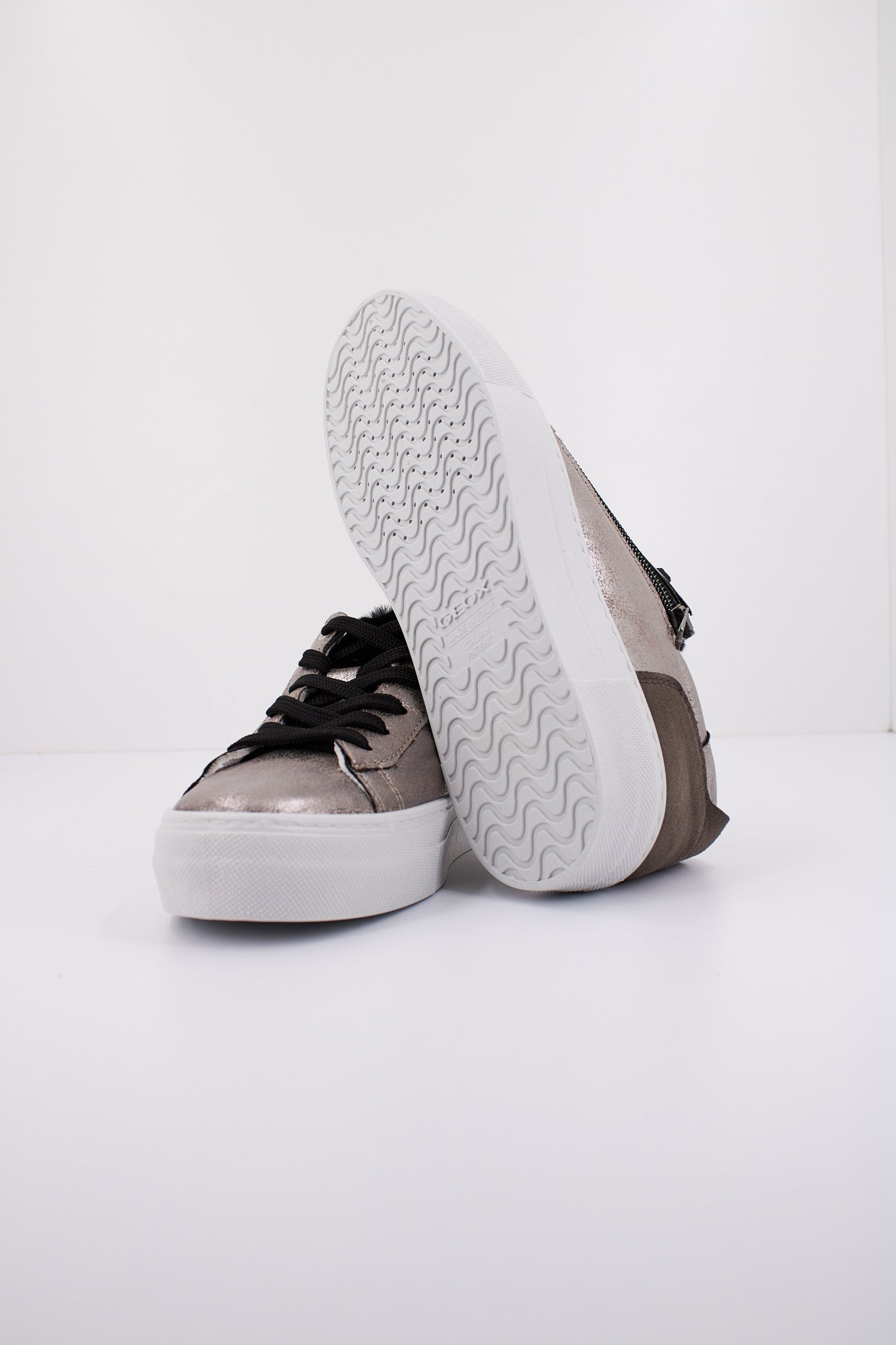 GEOX D CLAUDIN en color PLATA  (5)