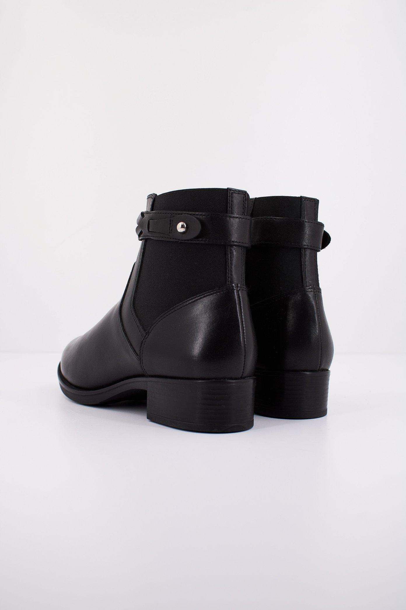 GEOX D FELICITY en color NEGRO  (4)