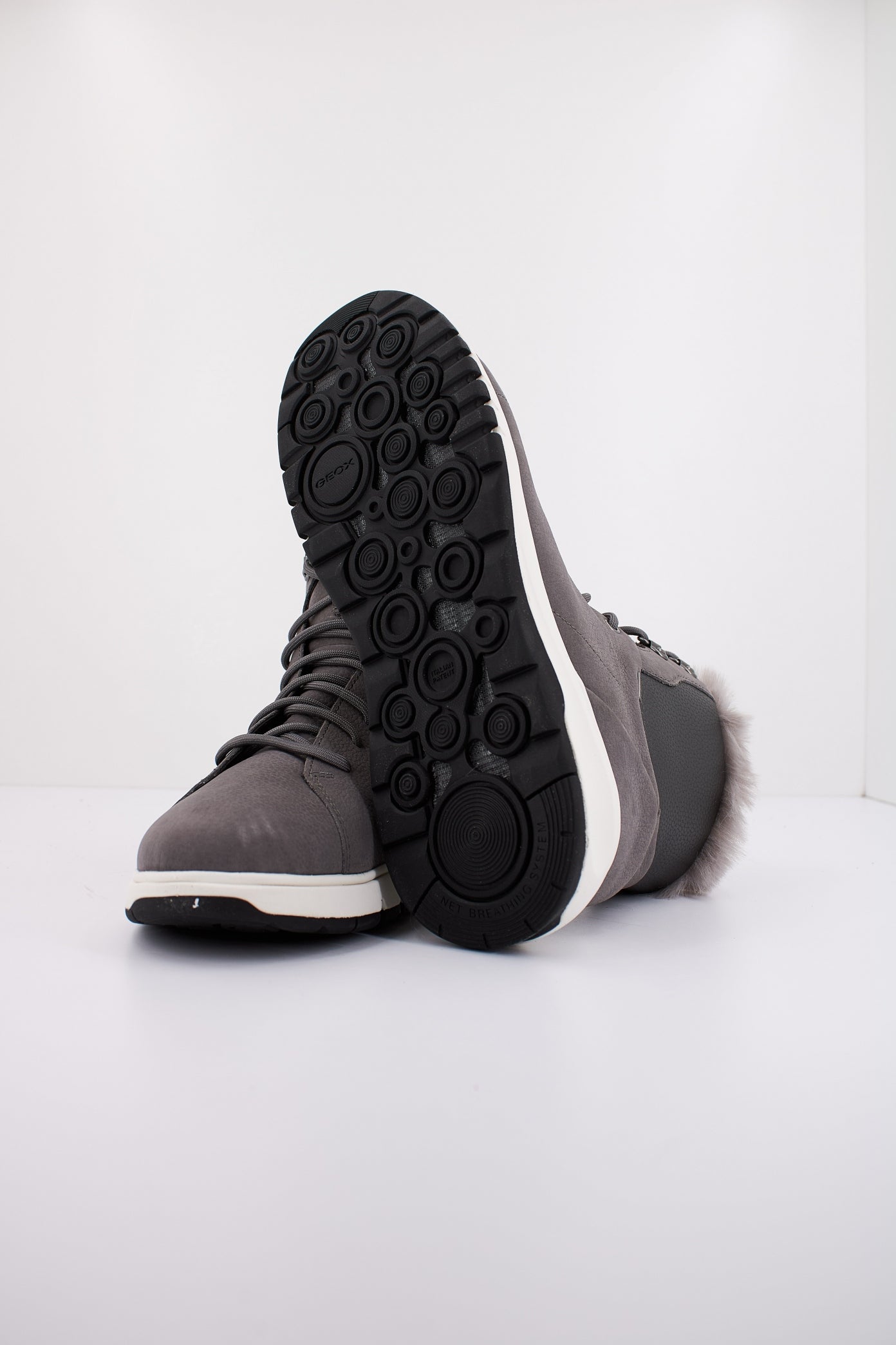 GEOX  D AERANTIS X B ABX en color GRIS  (5)