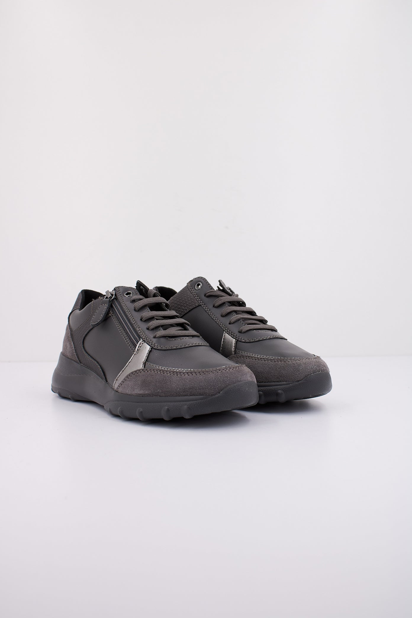 GEOX D ALLENIEE en color GRIS  (2)