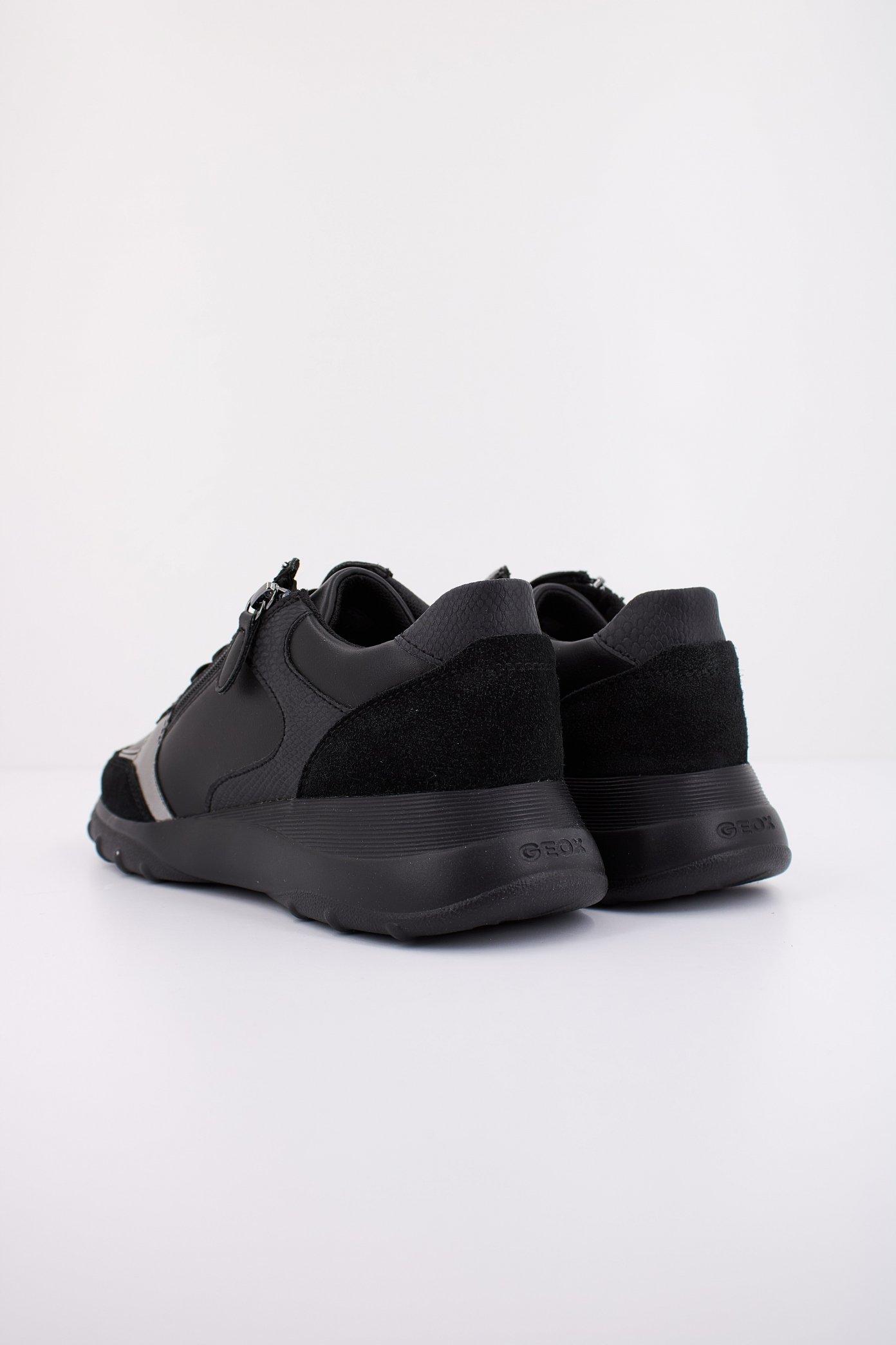 GEOX D ALLENIEE en color NEGRO  (4)