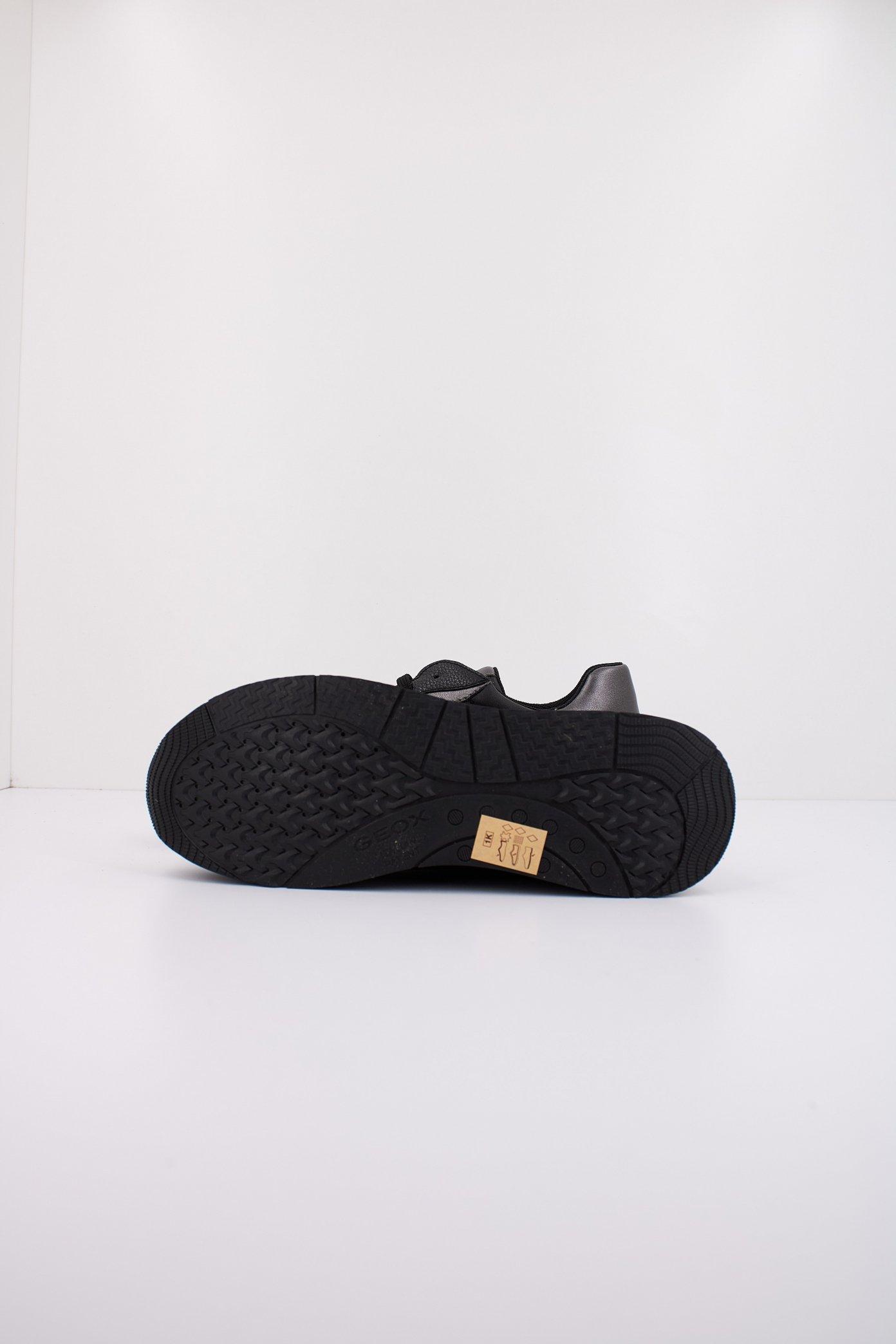 GEOX D BULMYA en color NEGRO  (5)