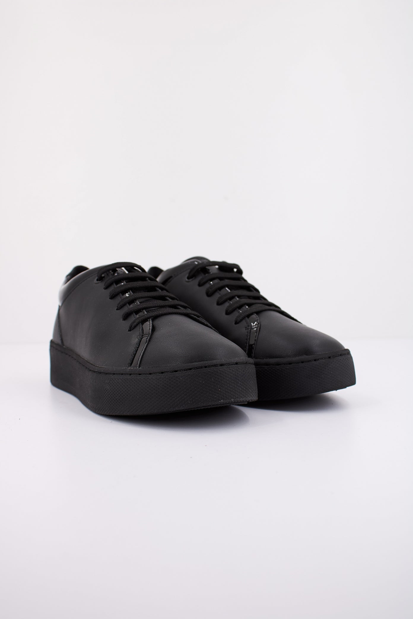 GEOX D SKYELY en color NEGRO  (2)