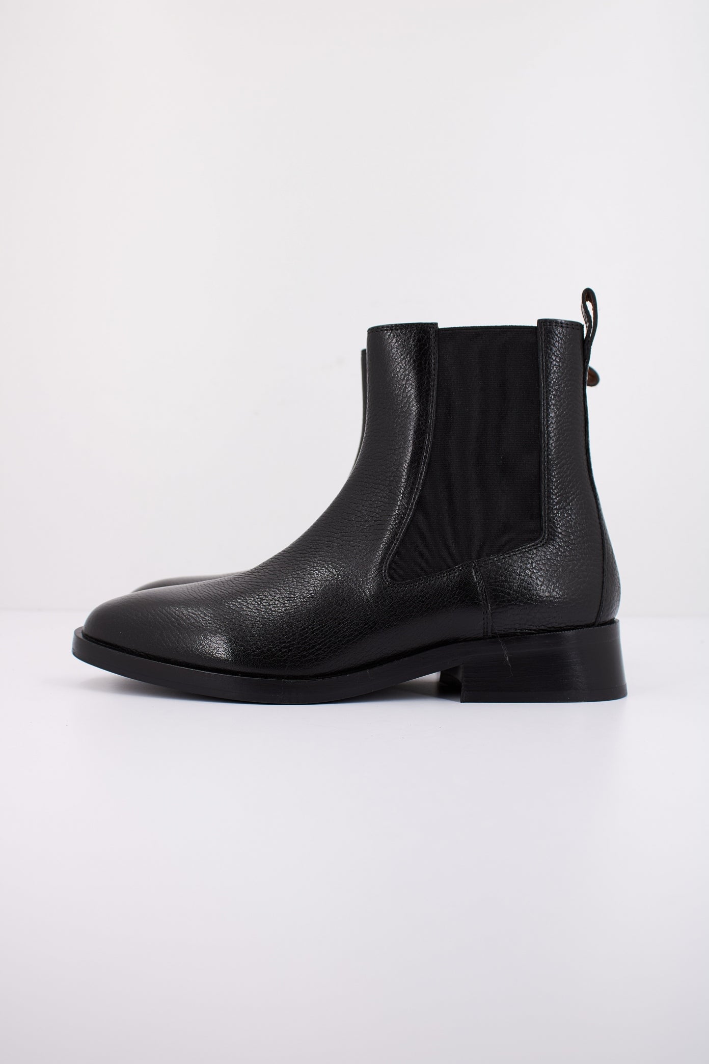 GEOX D TORMALINA en color NEGRO  (1)