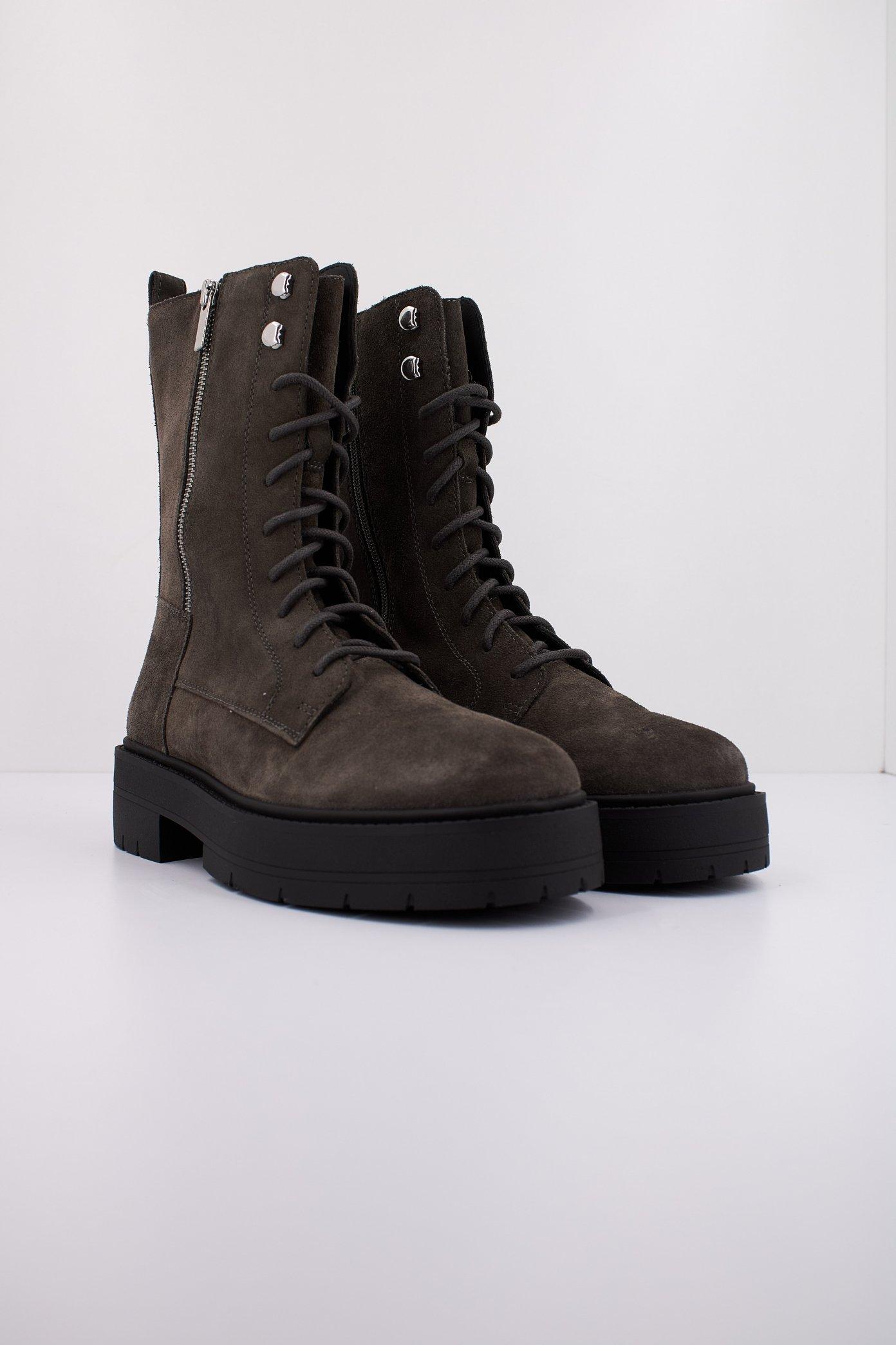 GEOX  D SPHERICA EC en color GRIS  (2)