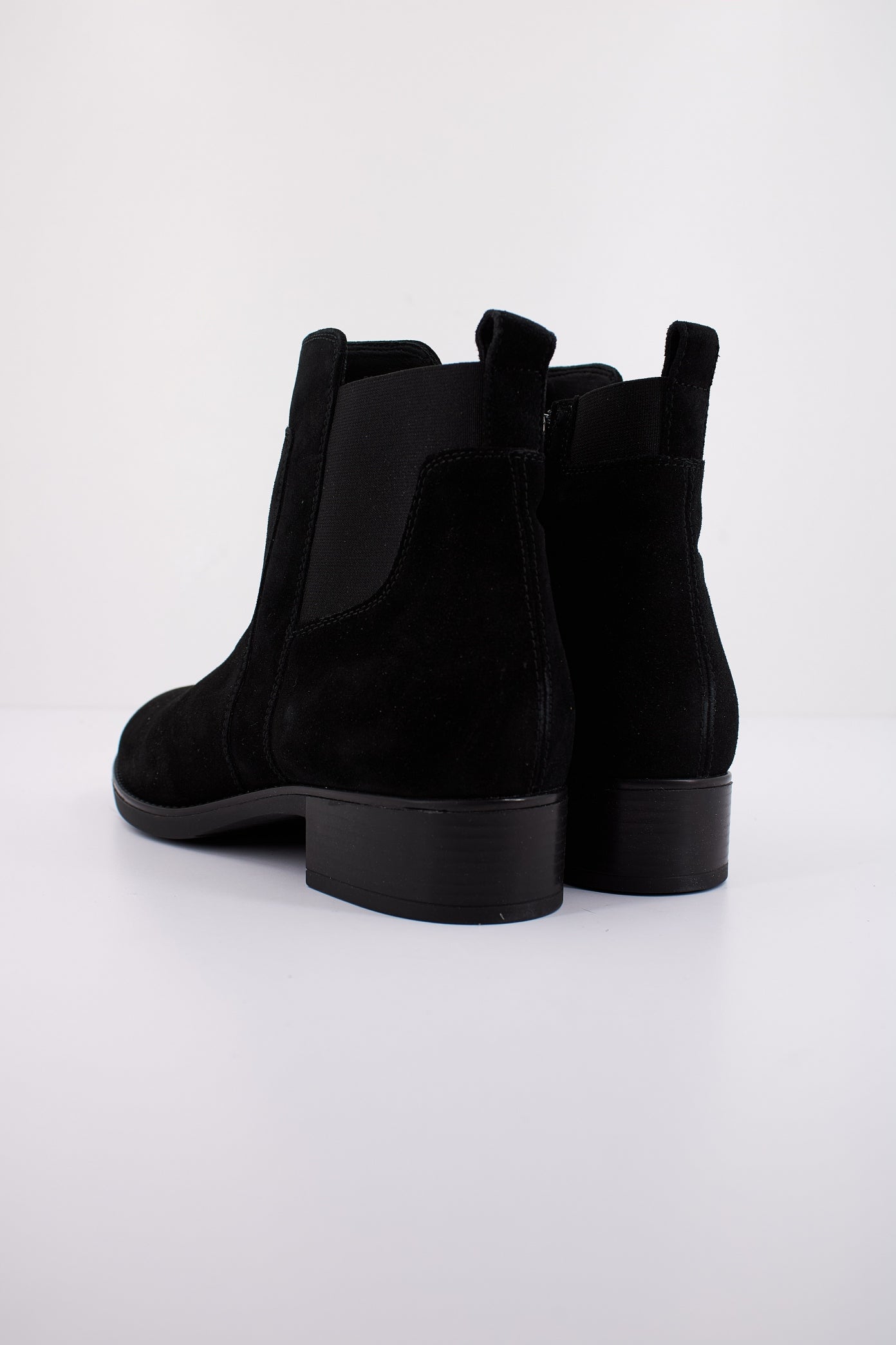 GEOX D FELICITY en color NEGRO  (4)