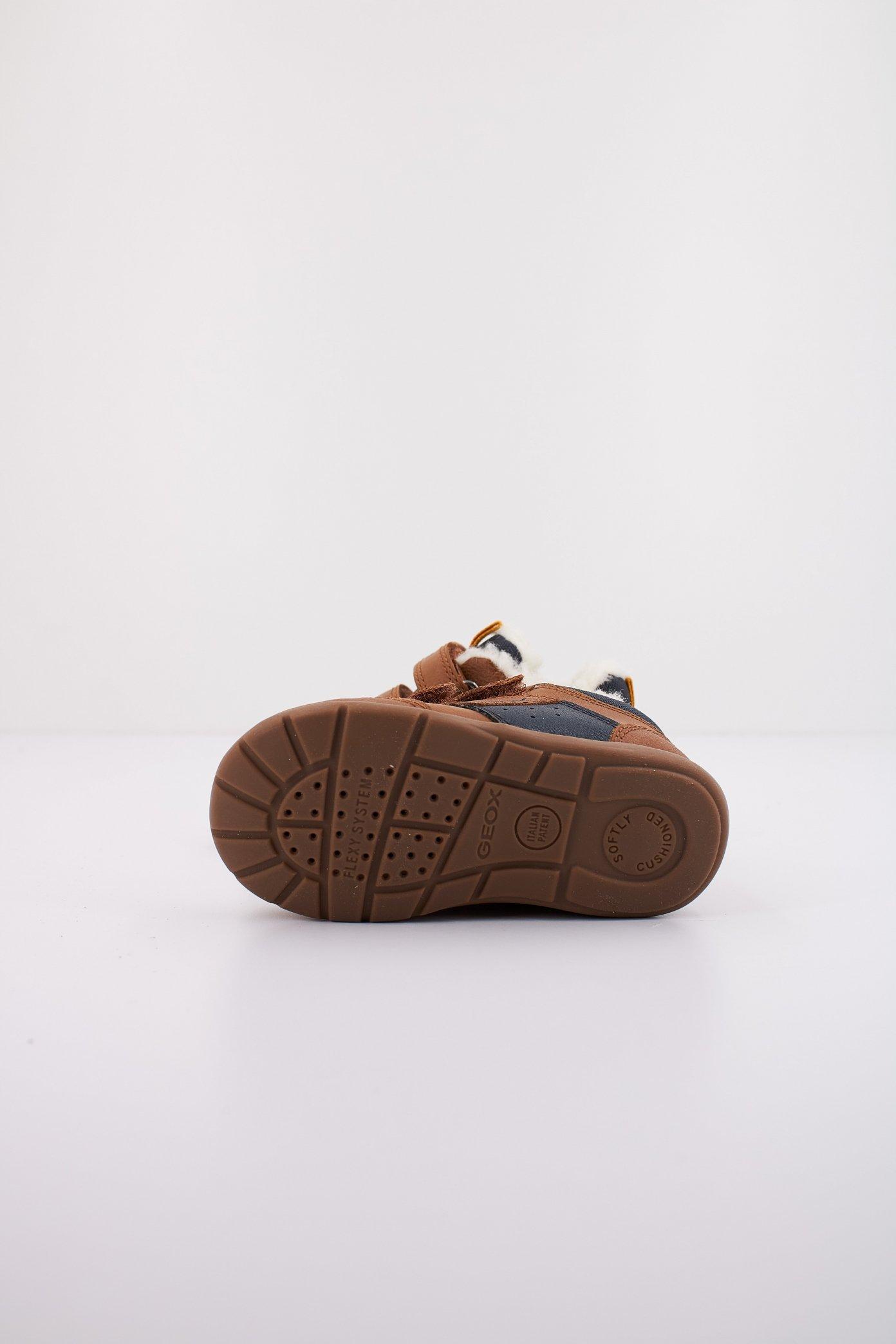 GEOX B ELTHAN BOY en color MARRON  (4)