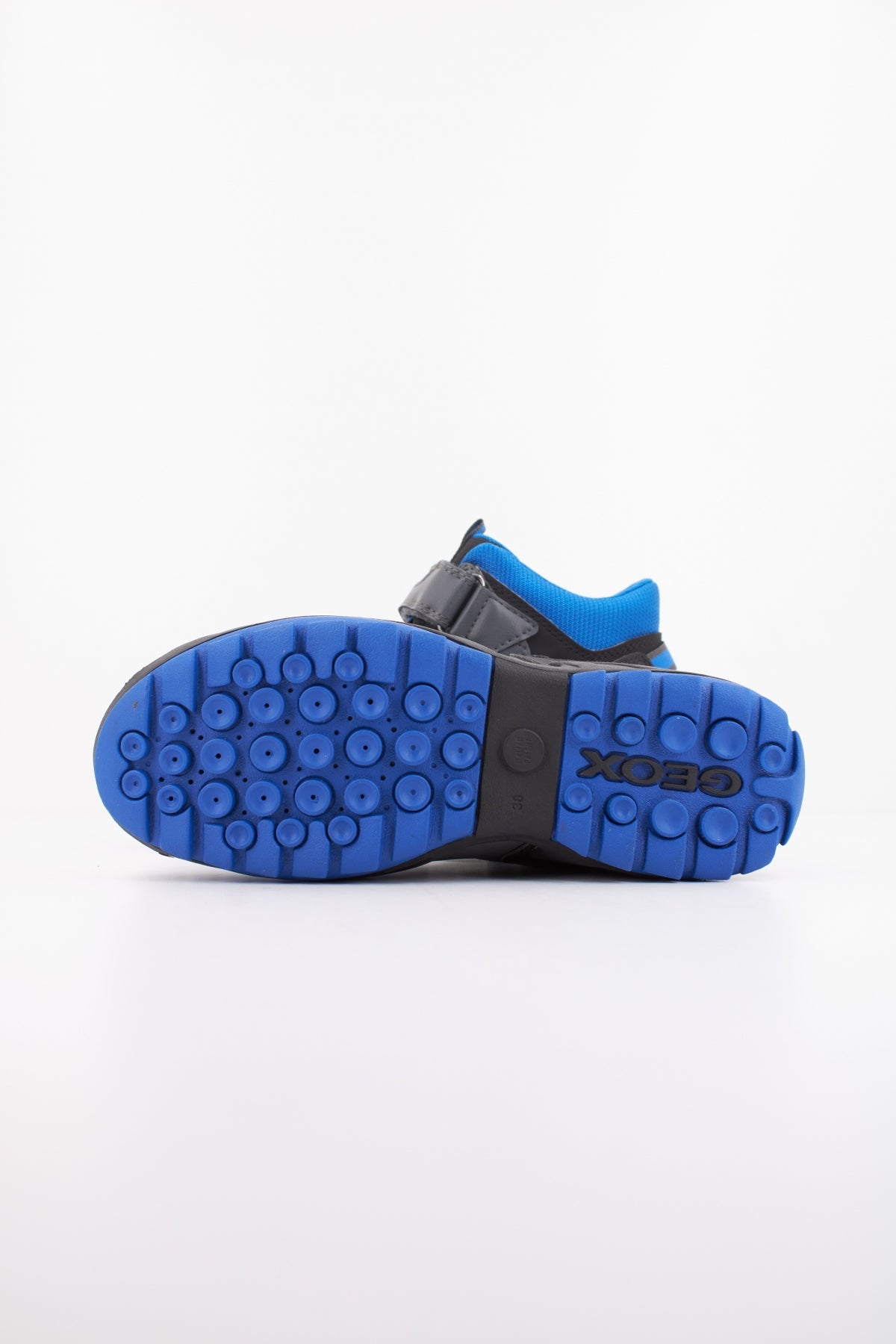 GEOX  J NEW SAVAGE BOY B A en color NEGRO  (5)