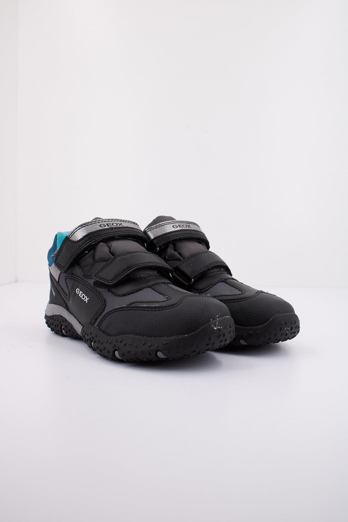 GEOX JR BALTIC BOY B ABX en color NEGRO  (2)