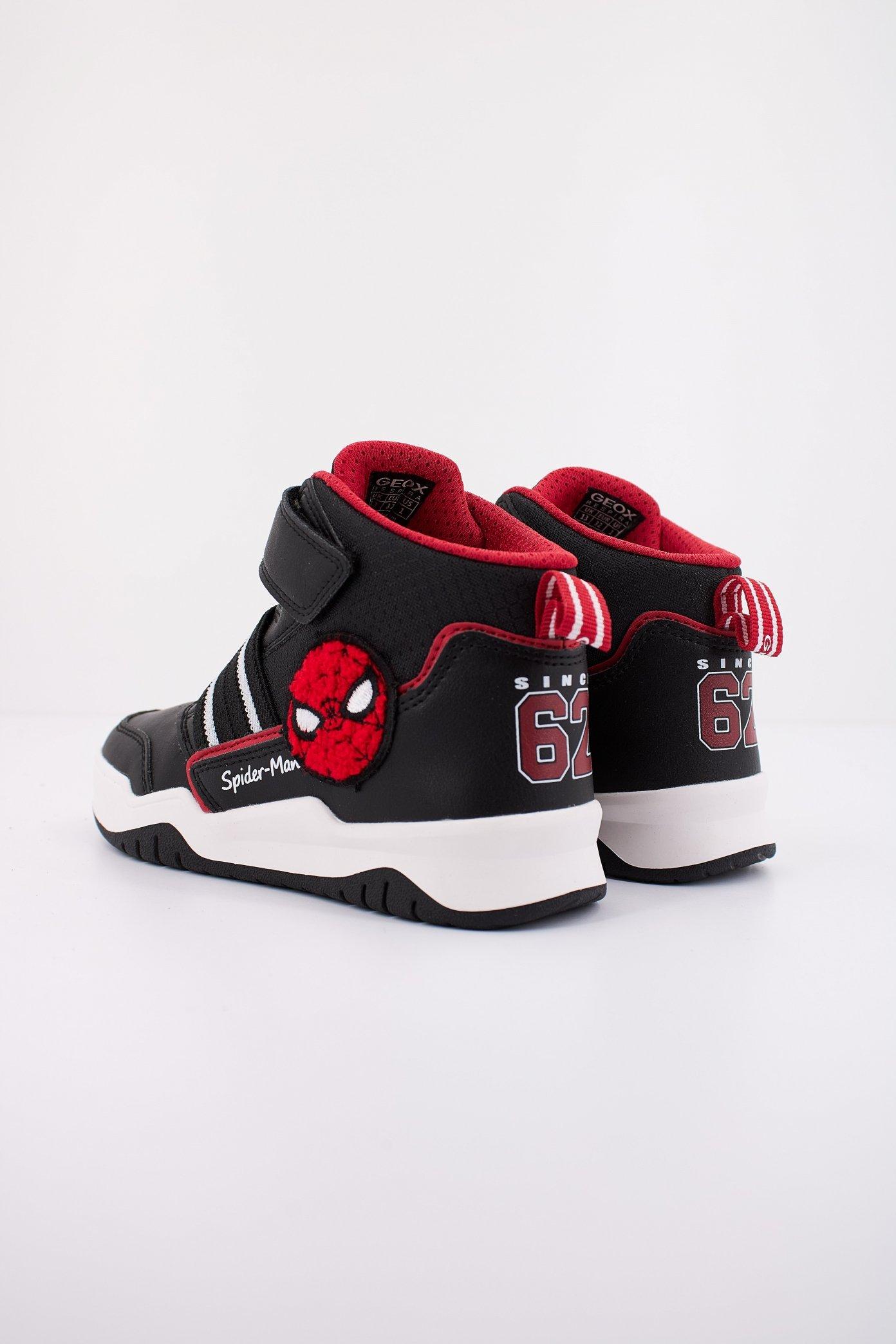 GEOX J PERTH en color NEGRO  (4)