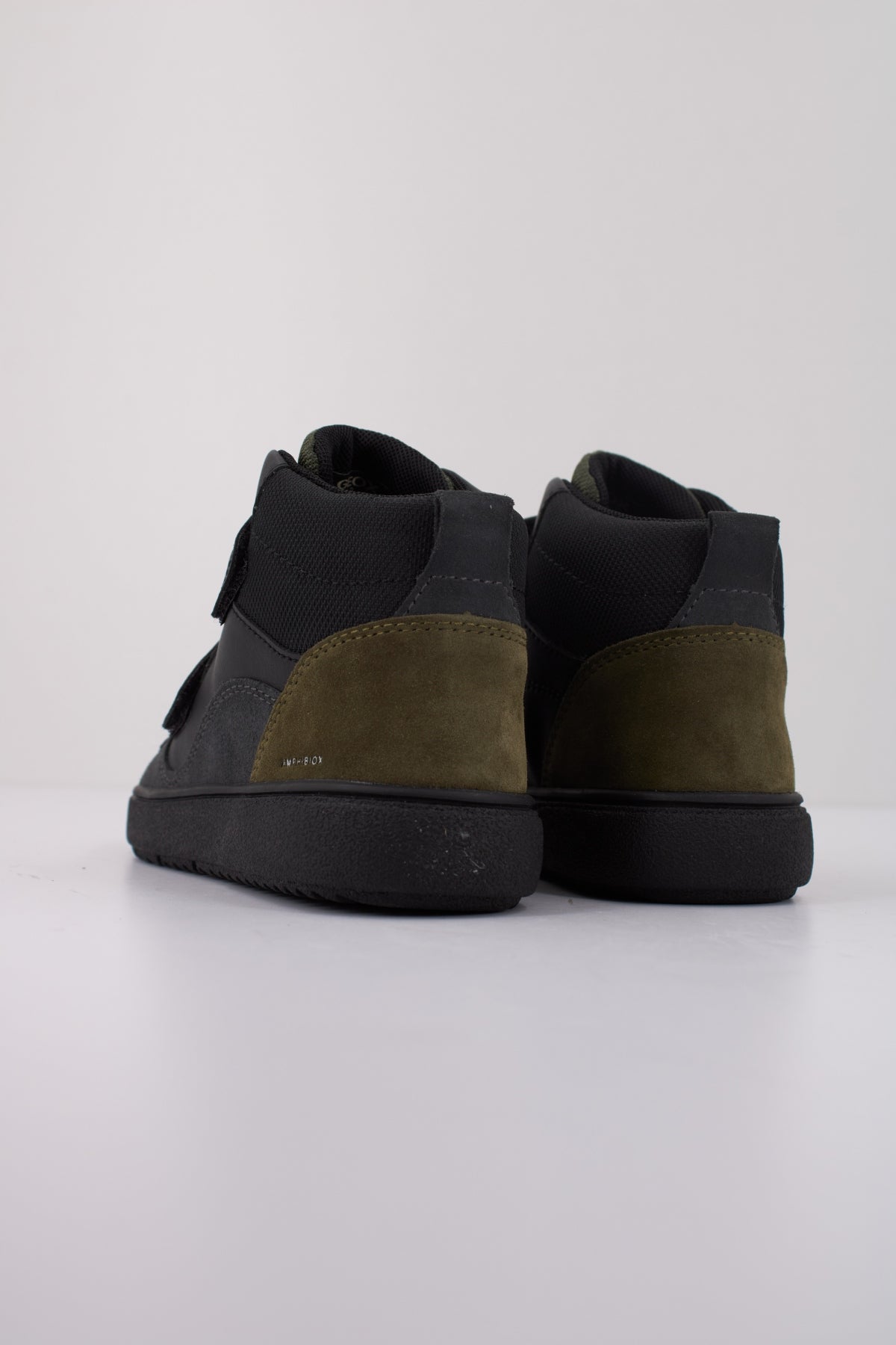 GEOX J THELEVEN BOY B ABX en color NEGRO  (4)