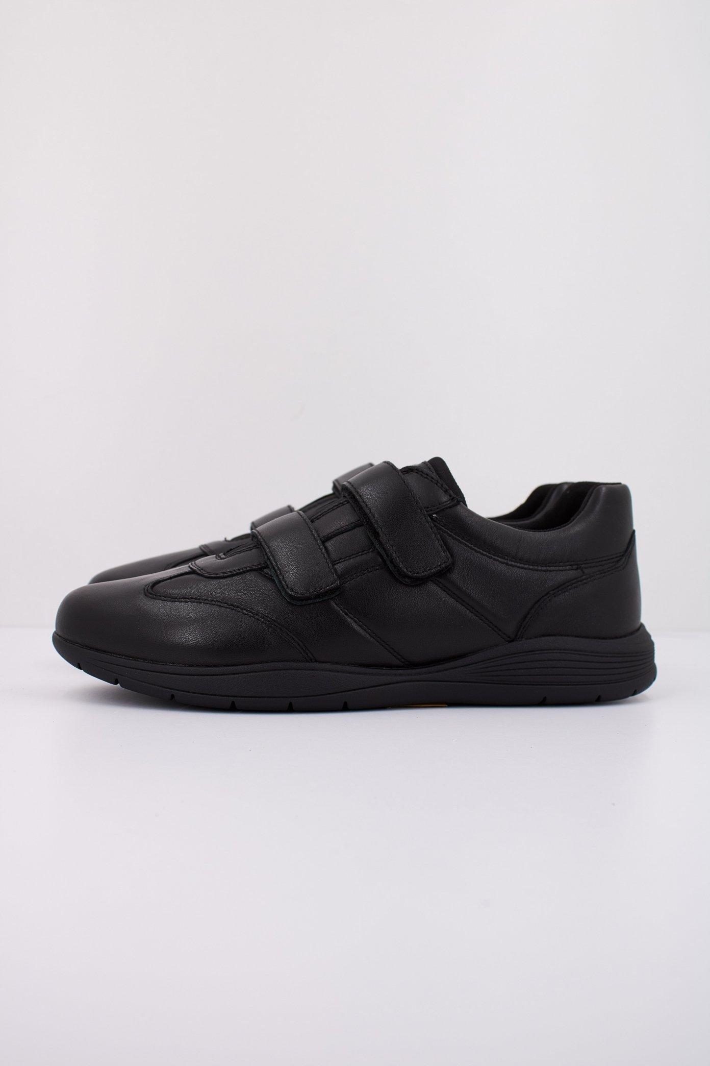 GEOX  U SPHERICA en color NEGRO  (1)