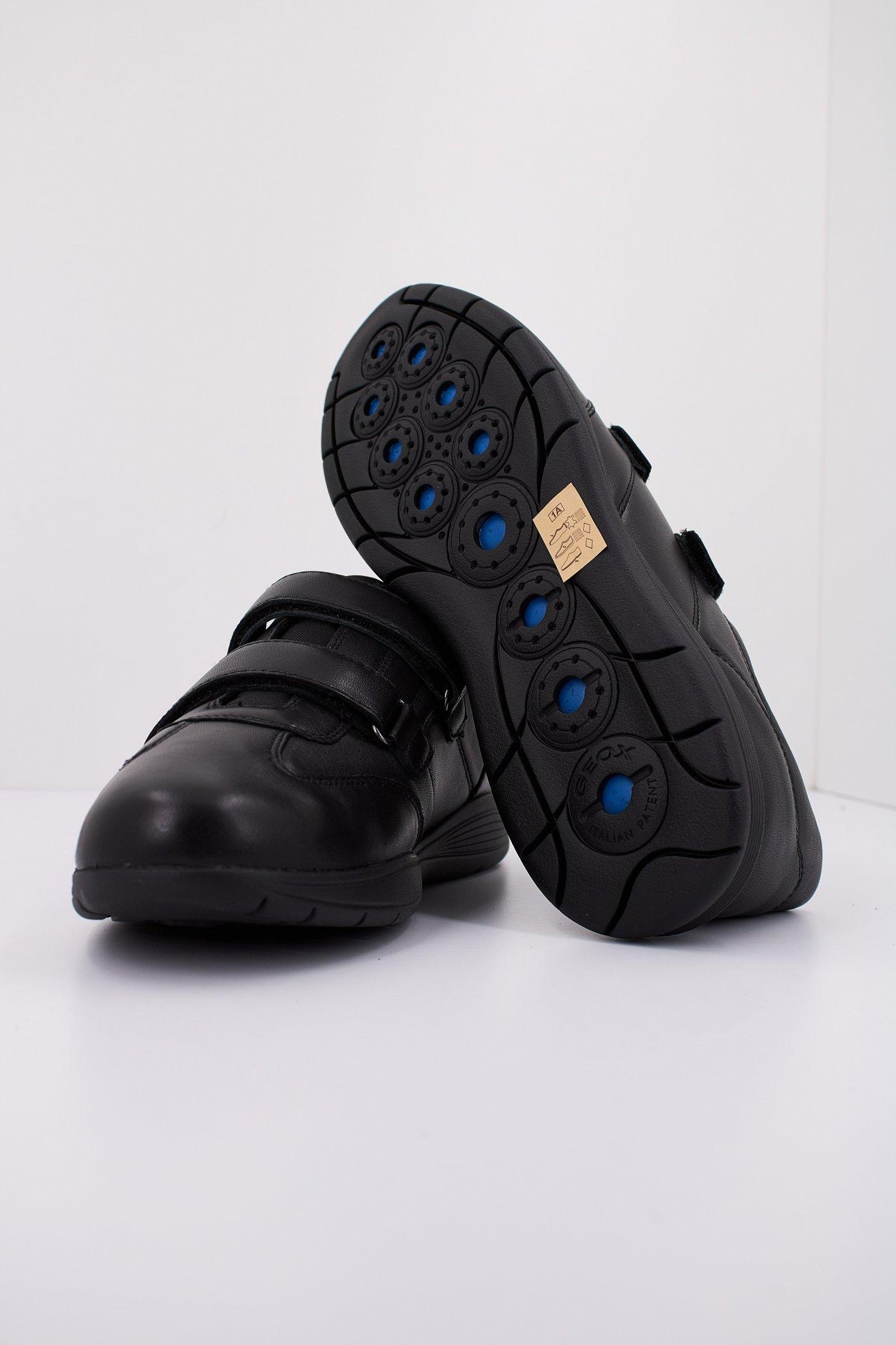 GEOX  U SPHERICA en color NEGRO  (5)