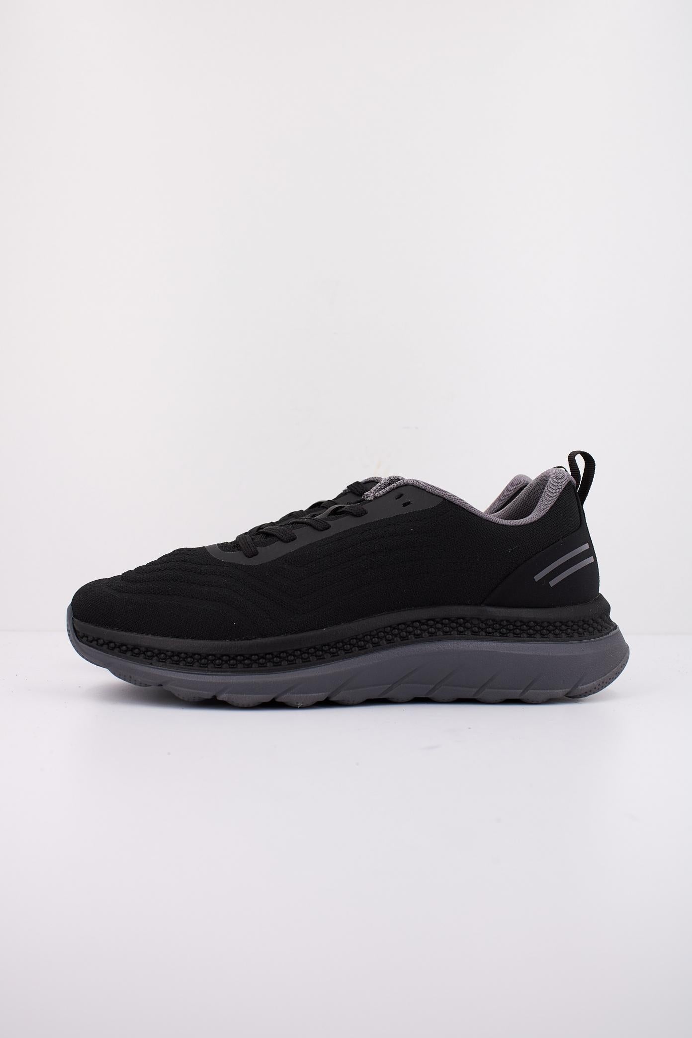 GEOX  U SPHERICA en color NEGRO  (1)