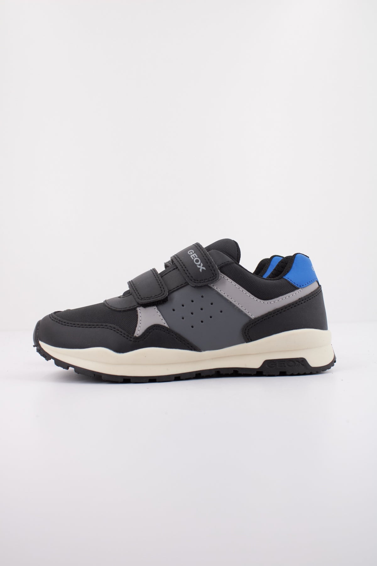 GEOX  J PAVEL  en color NEGRO  (1)