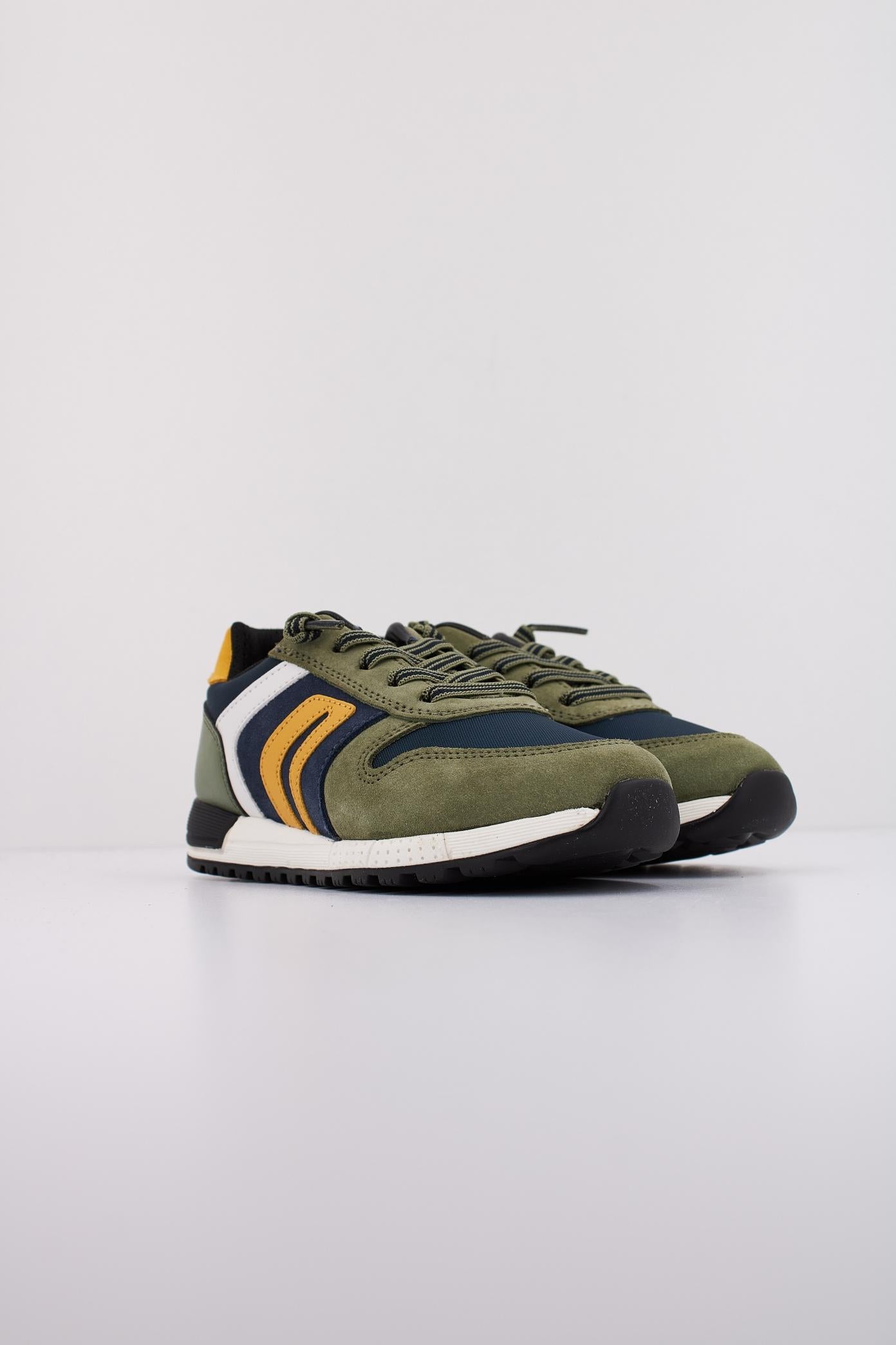 GEOX J ALBEN BOY en color VERDE  (2)