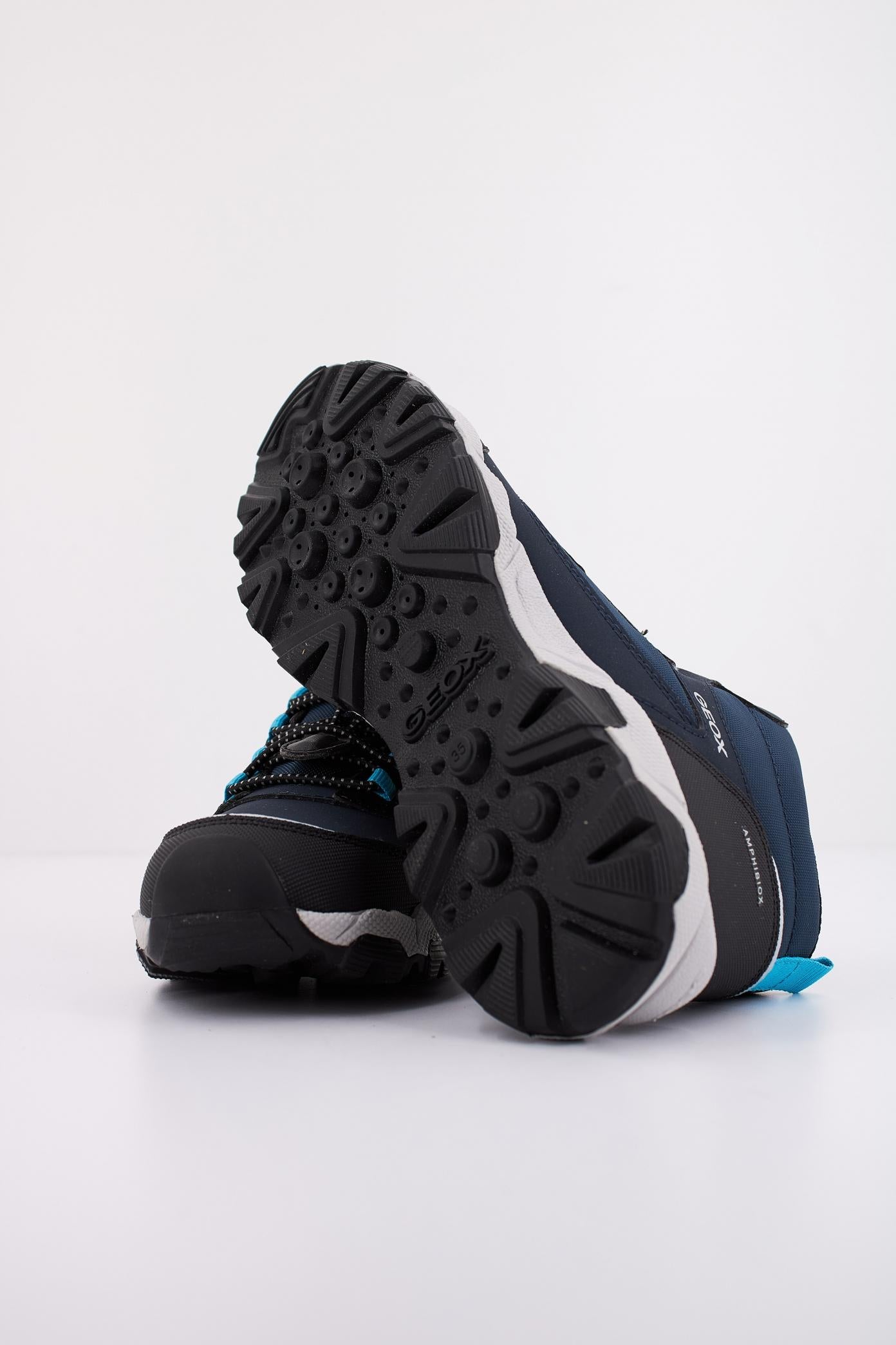 GEOX J MAGNETAR en color AZUL  (5)