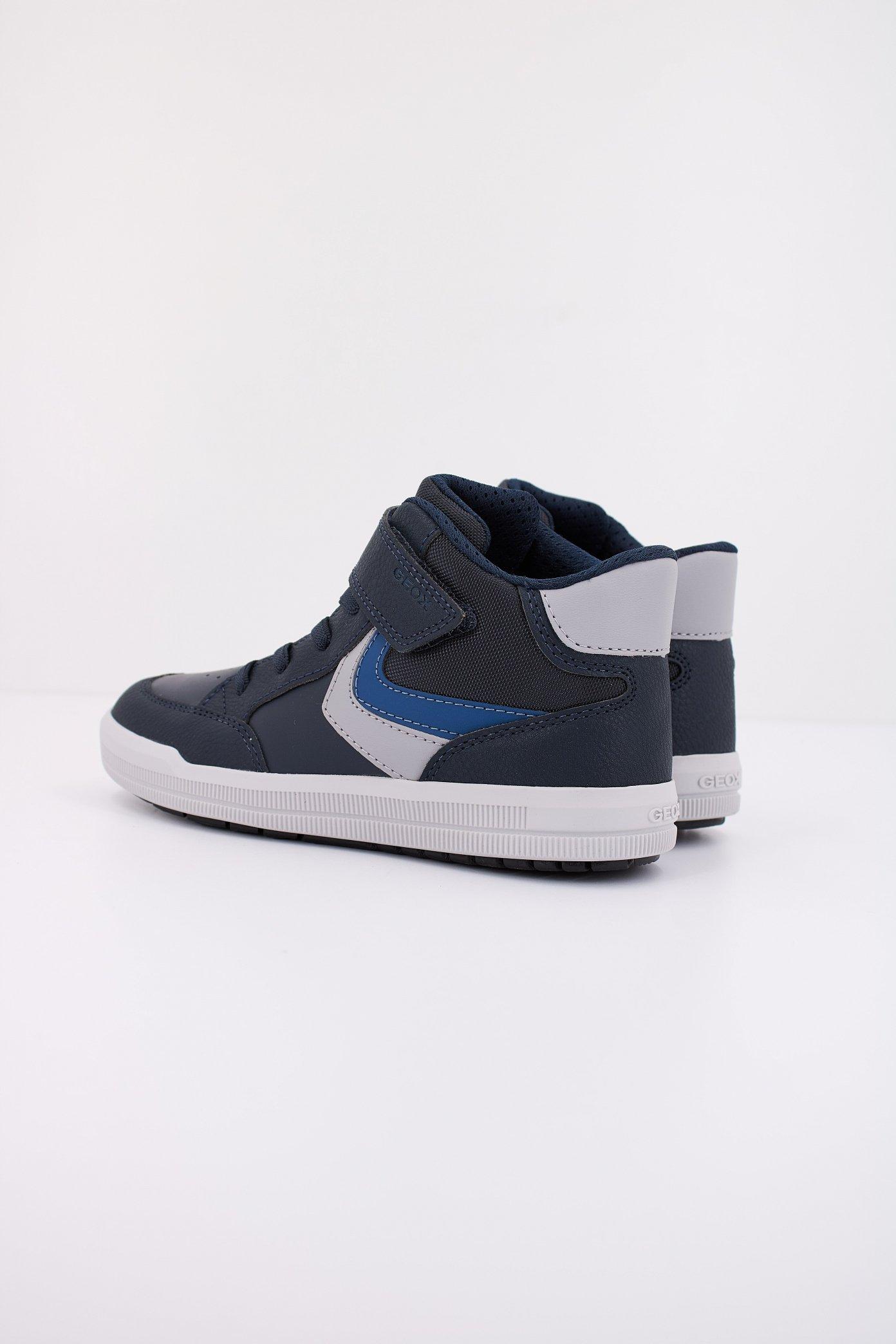 GEOX J ARZACH en color AZUL  (4)