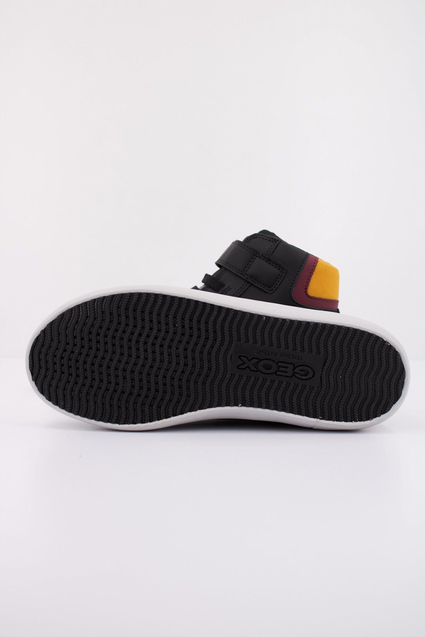 GEOX J GISLI en color NEGRO  (5)