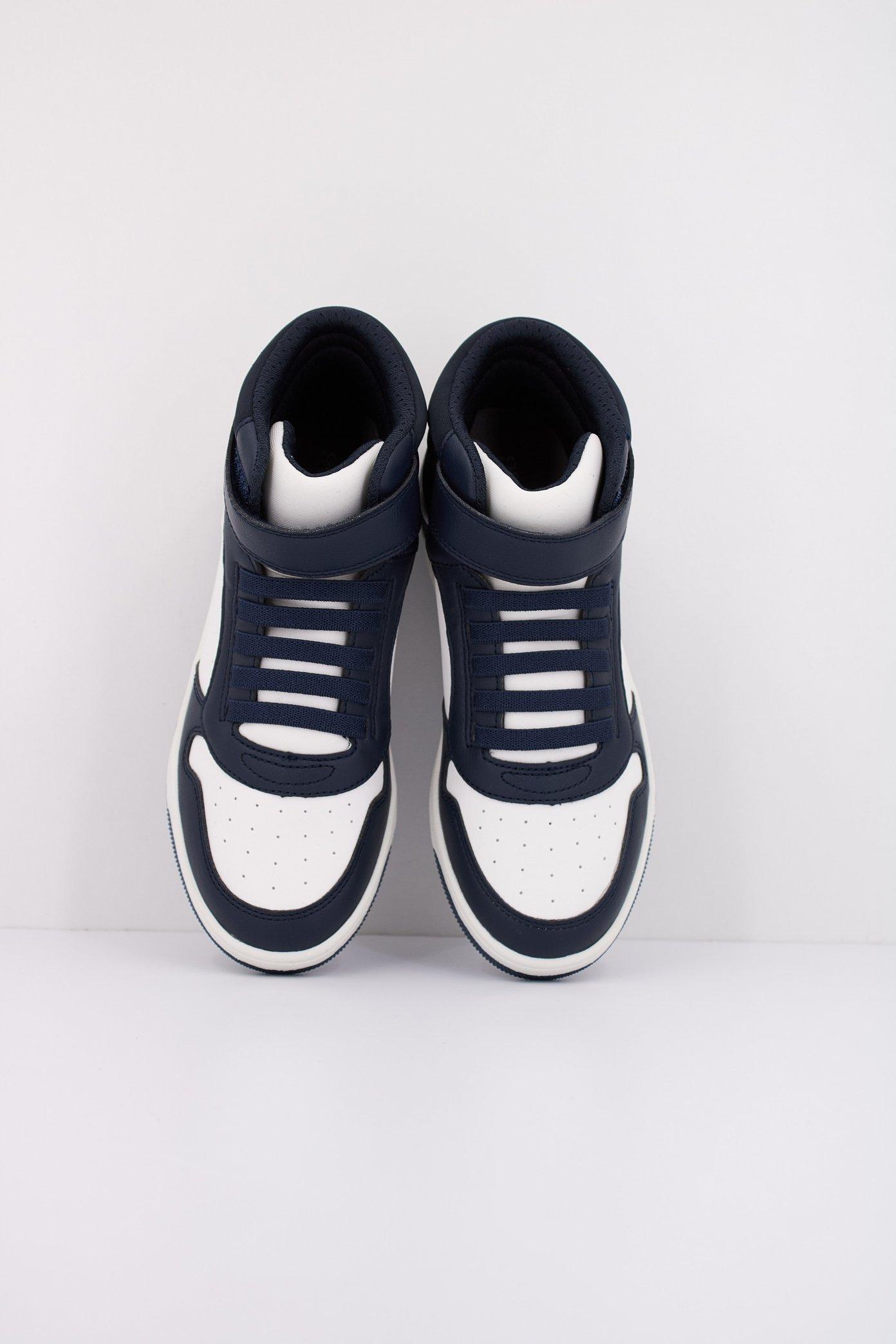 GEOX J WASHIBA en color BLANCO  (3)