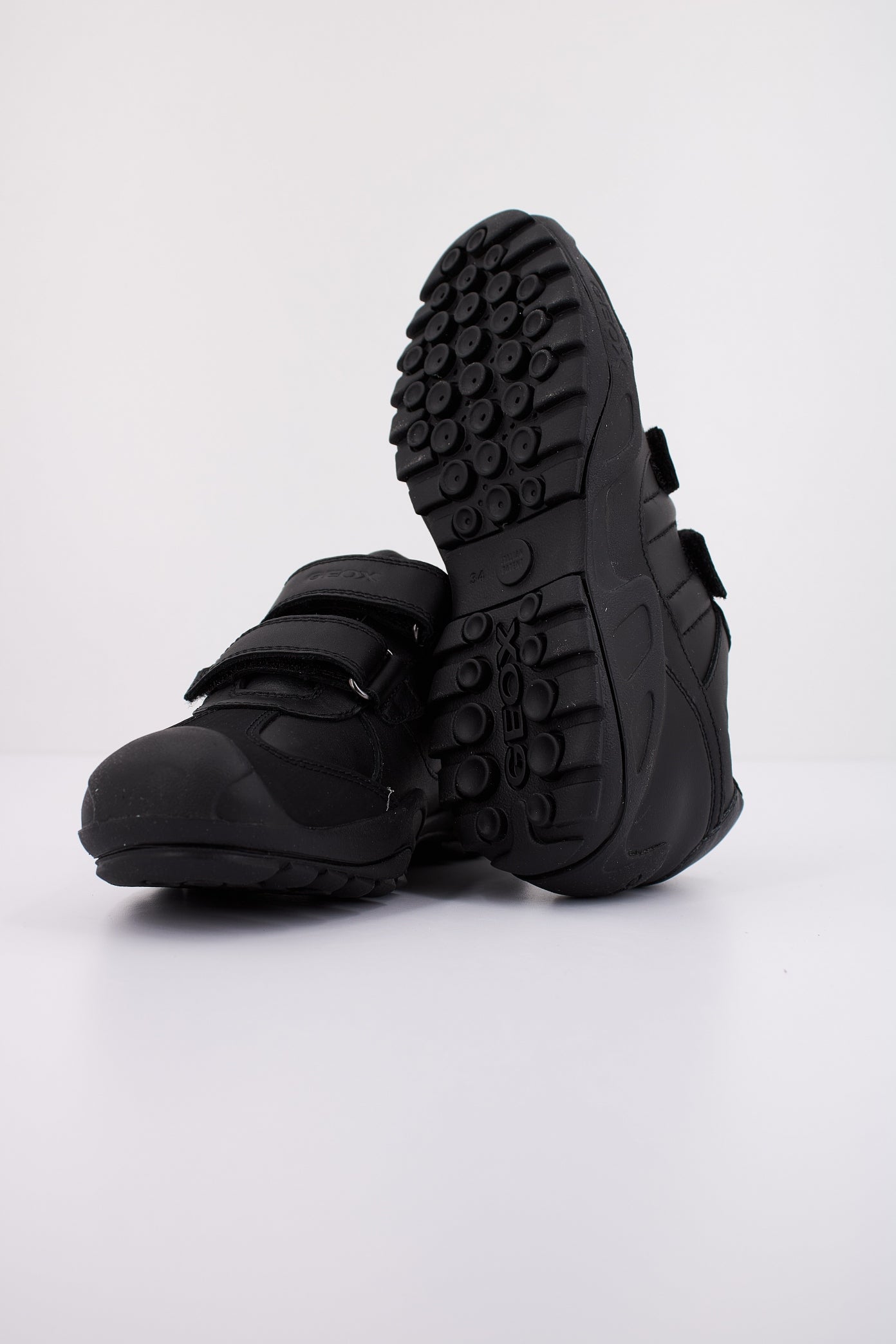 GEOX J NEW SAVAGE en color NEGRO  (5)