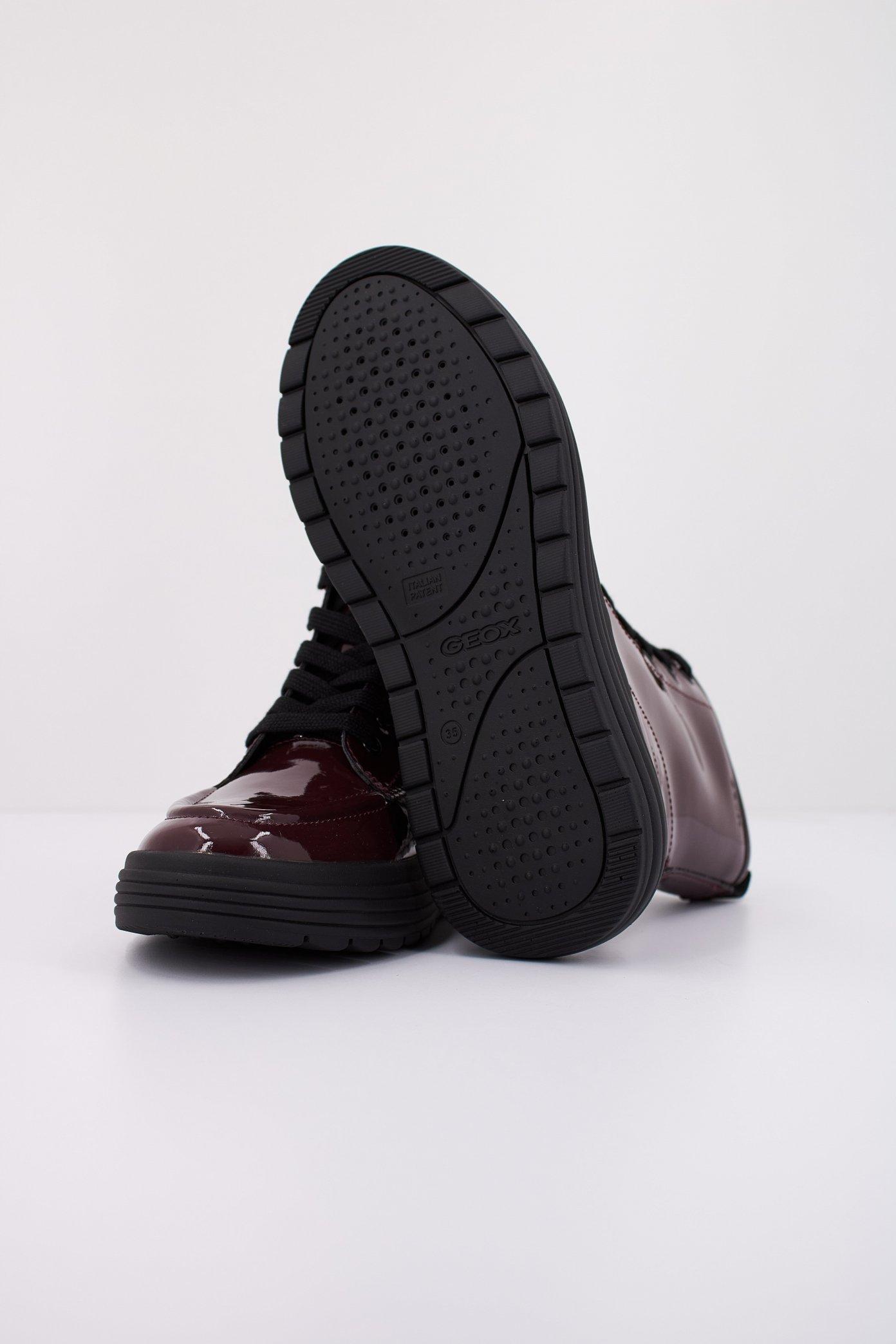 GEOX J PHAOLAE en color BURDEOS  (5)