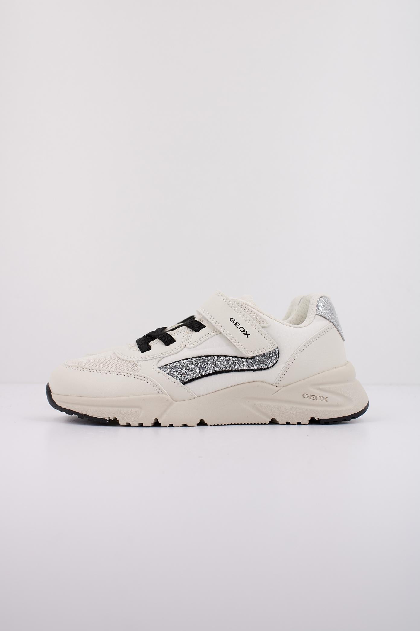 GEOX J LOFTUS en color BEIS  (1)
