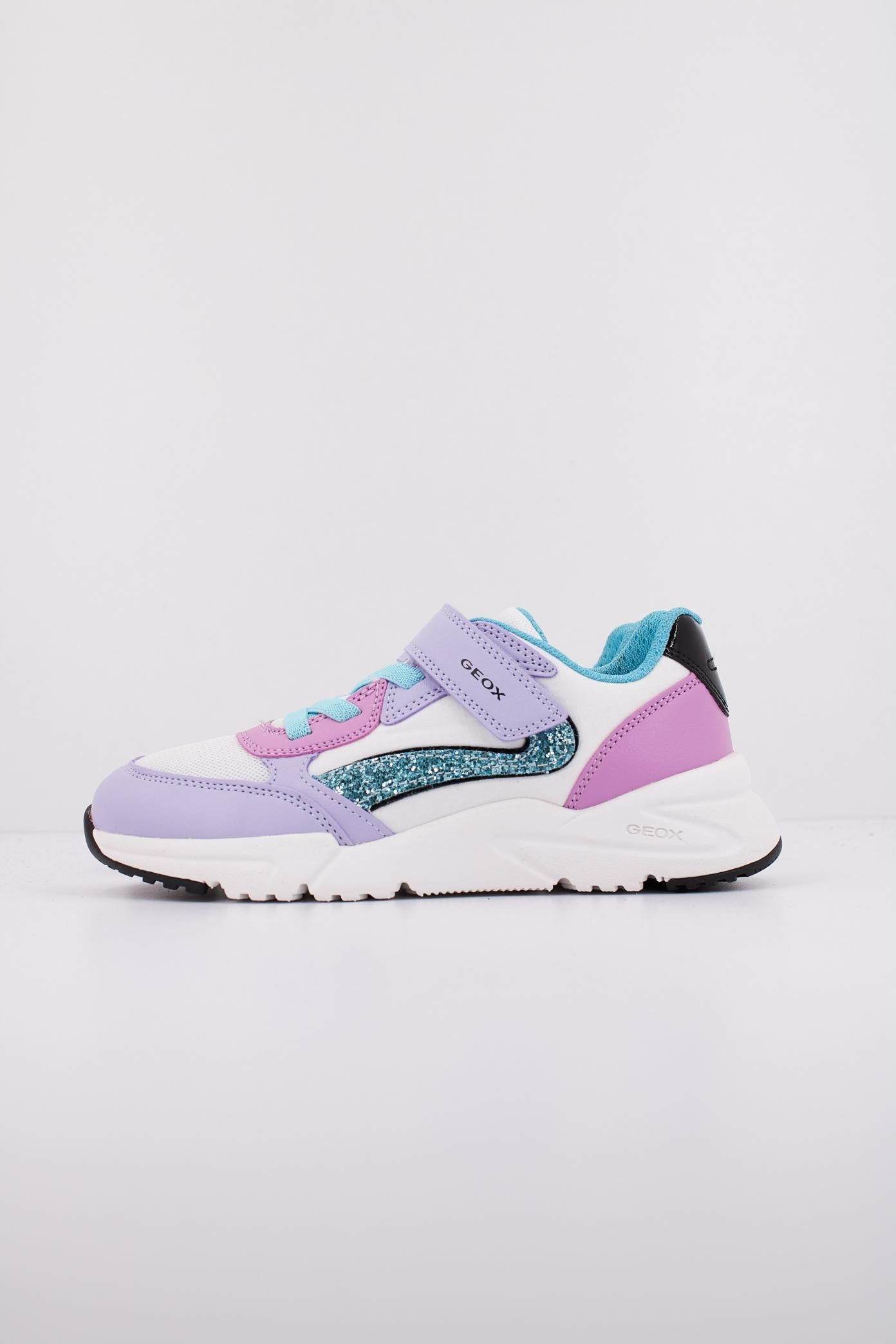 GEOX J LOFTUS en color BLANCO  (1)