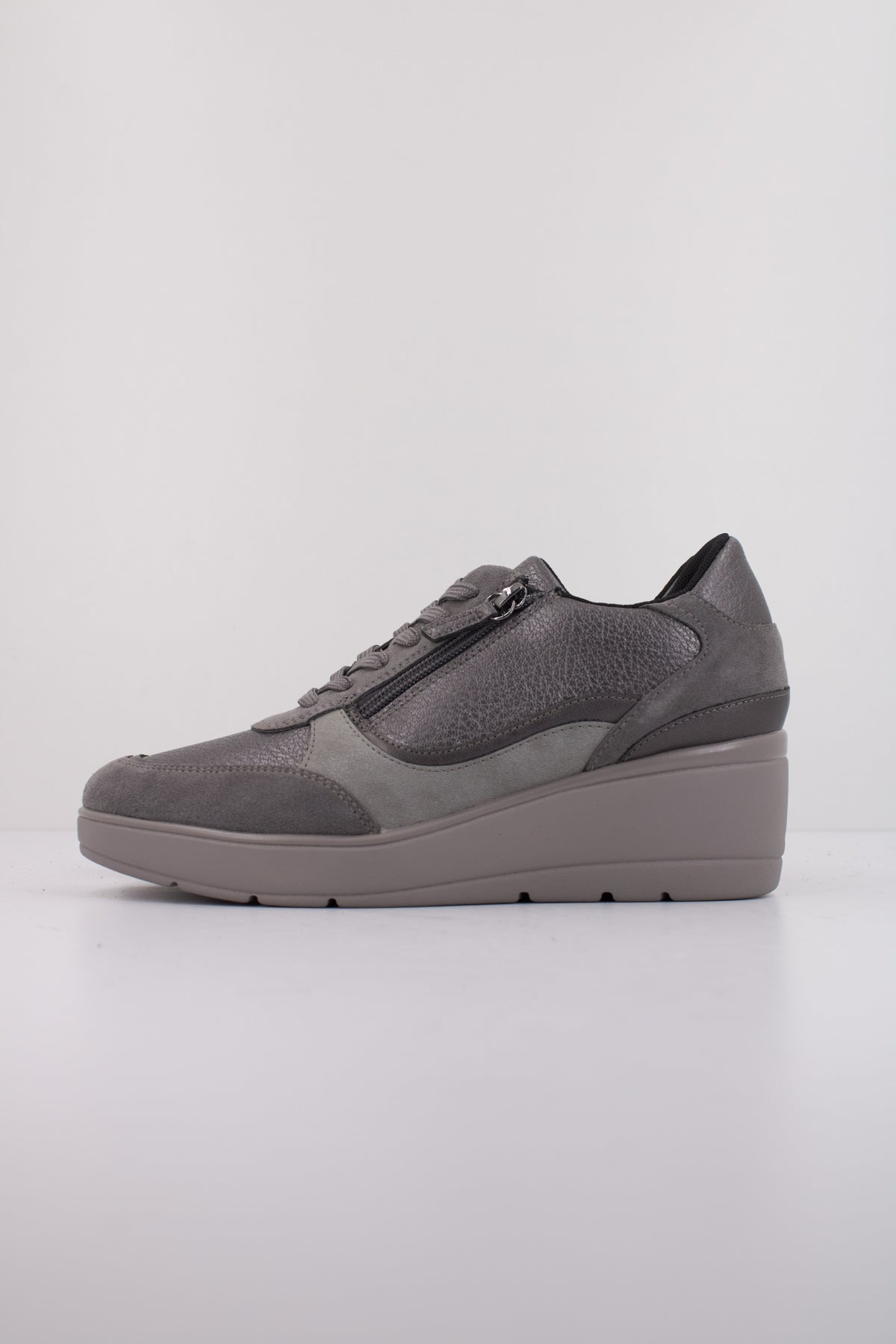 GEOX D OLDE en color GRIS  (1)