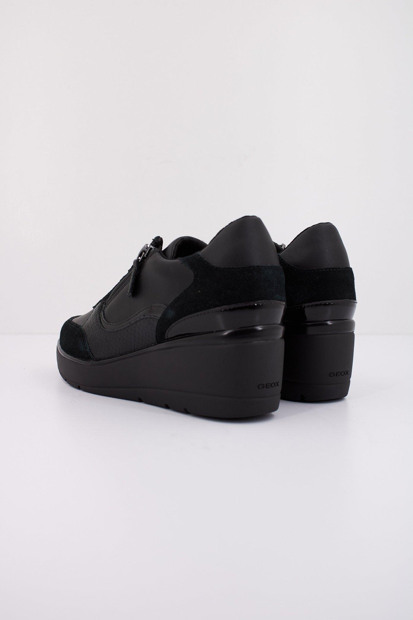 GEOX D ILDE en color NEGRO  (4)