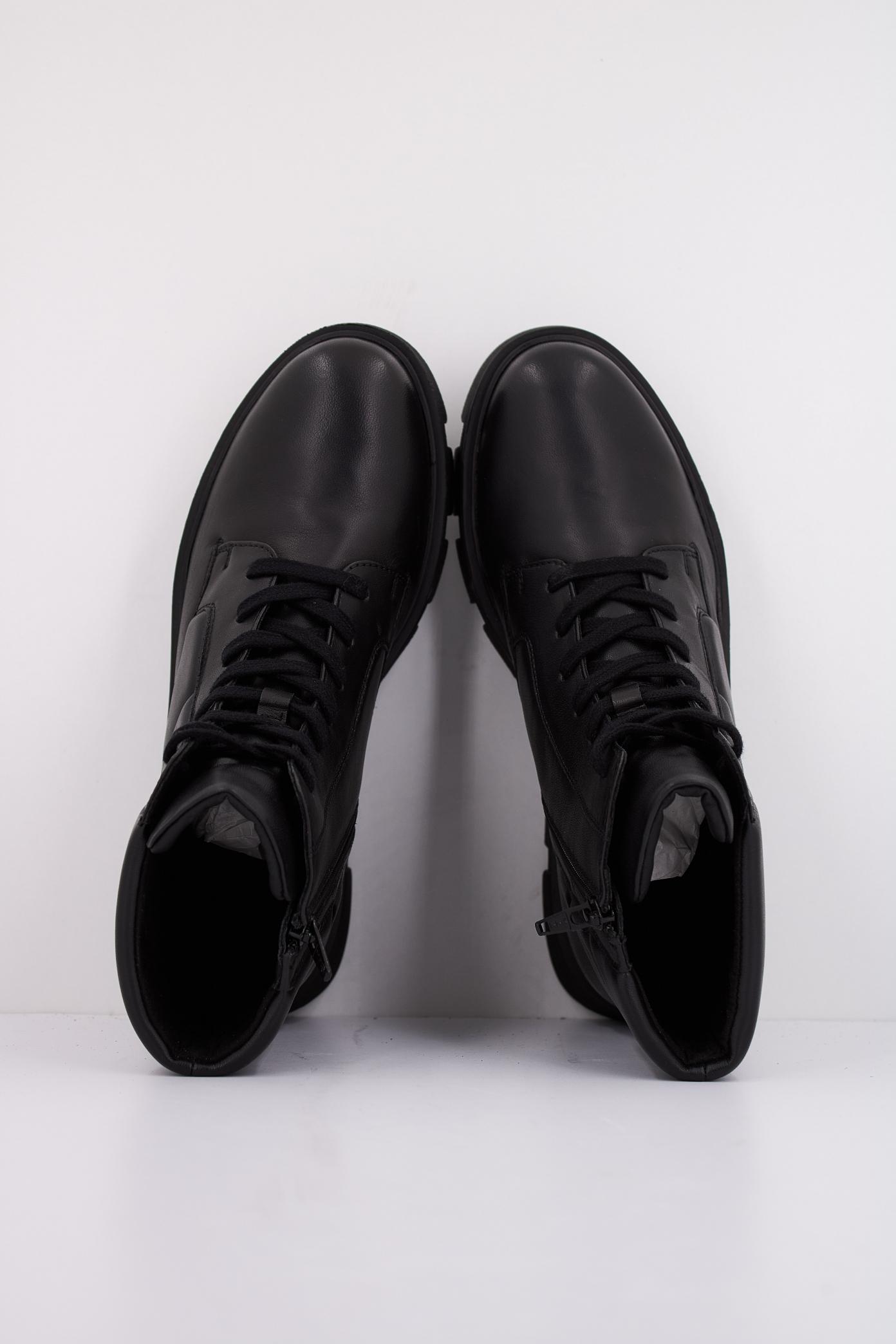 GEOX  D VILDE en color NEGRO  (3)