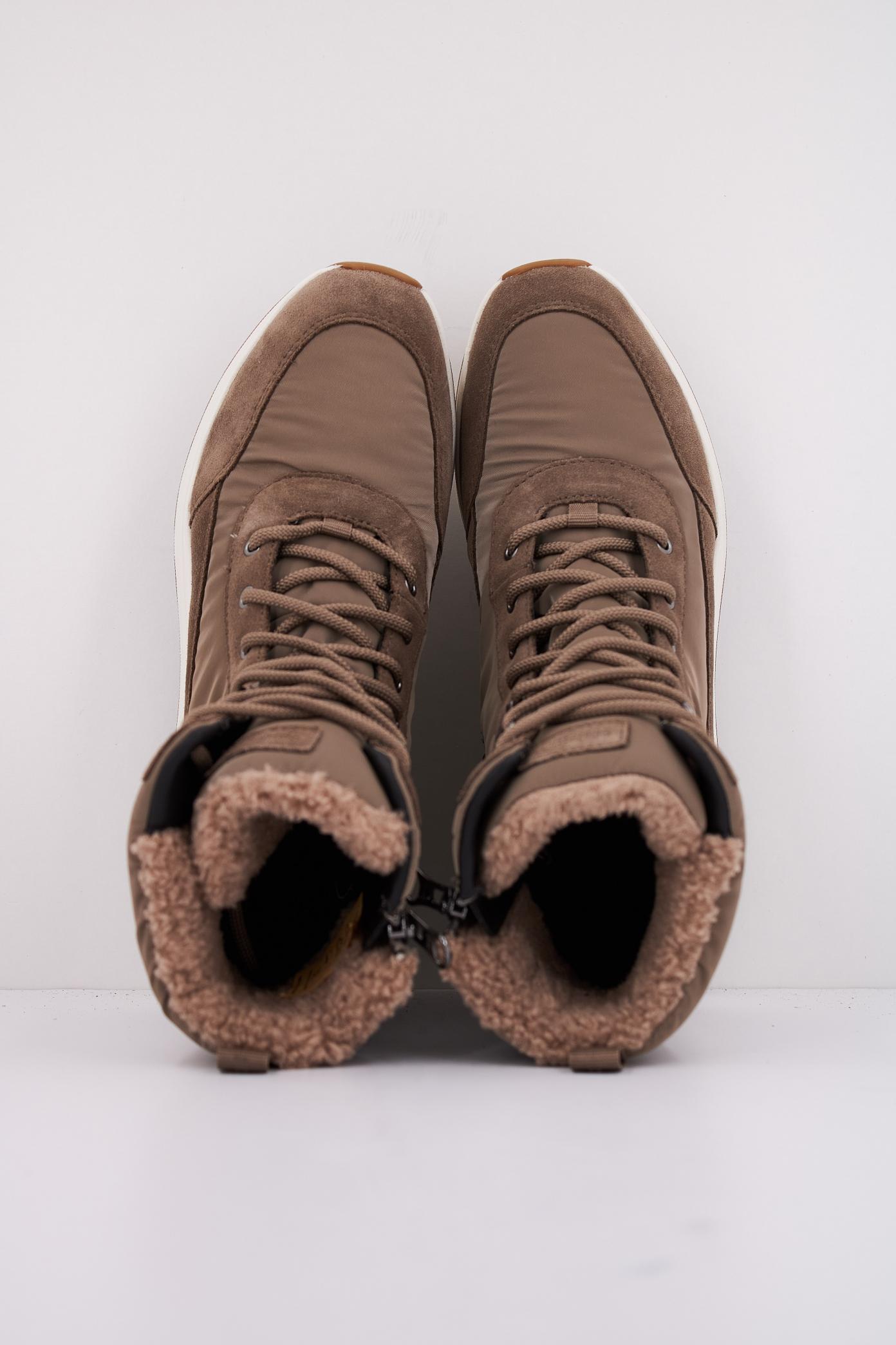 GEOX D SPHERICA en color MARRON  (3)