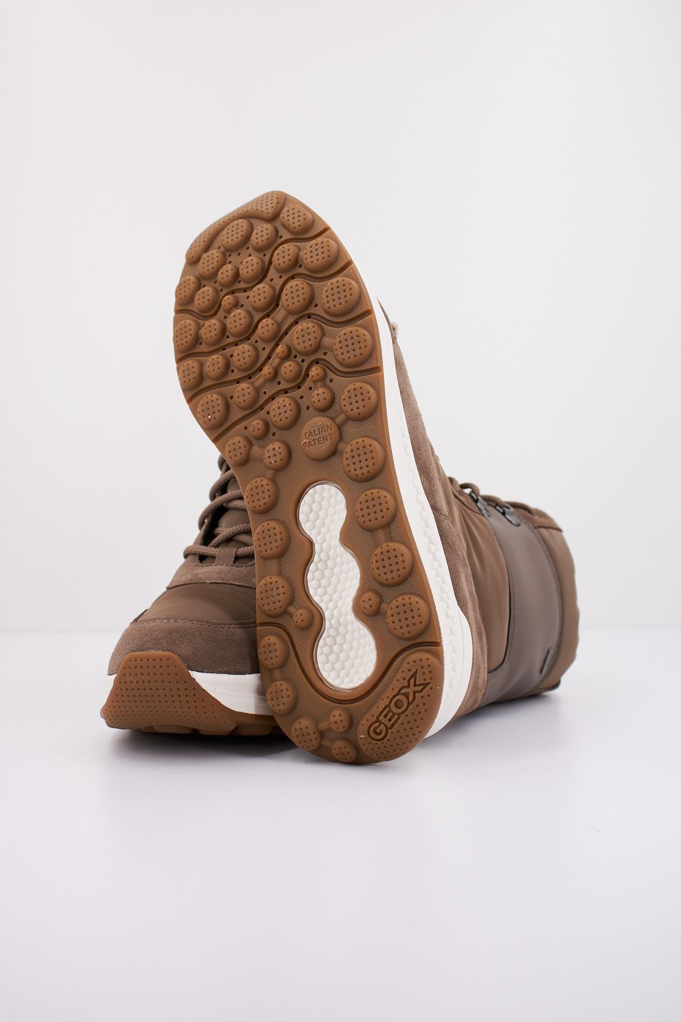 GEOX D SPHERICA en color MARRON  (5)