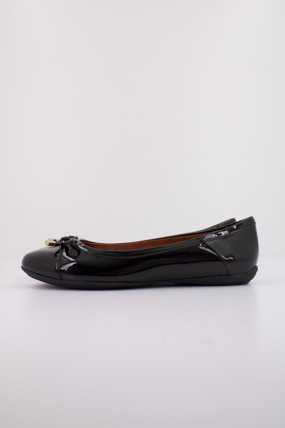 GEOX  D CHARLENE  en color NEGRO  (1)