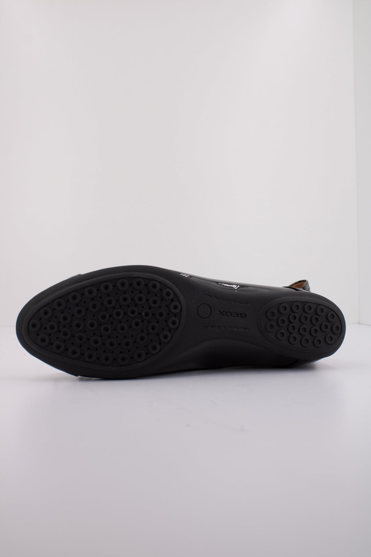 GEOX  D CHARLENE  en color NEGRO  (5)