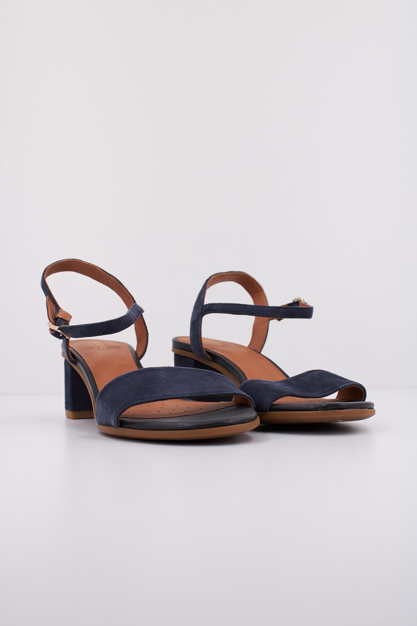 GEOX D AURELY  en color AZUL  (2)