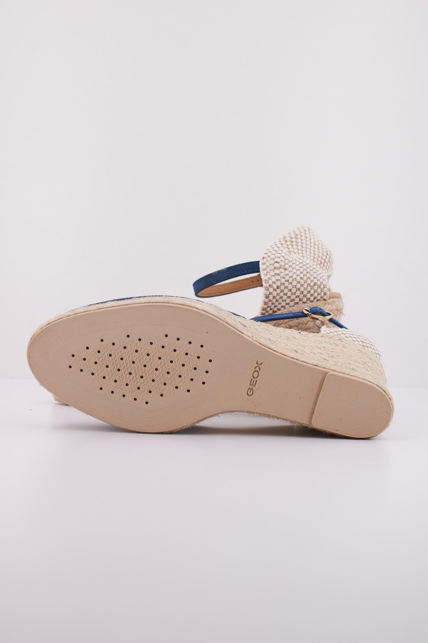 GEOX D GELSA en color AZUL  (5)