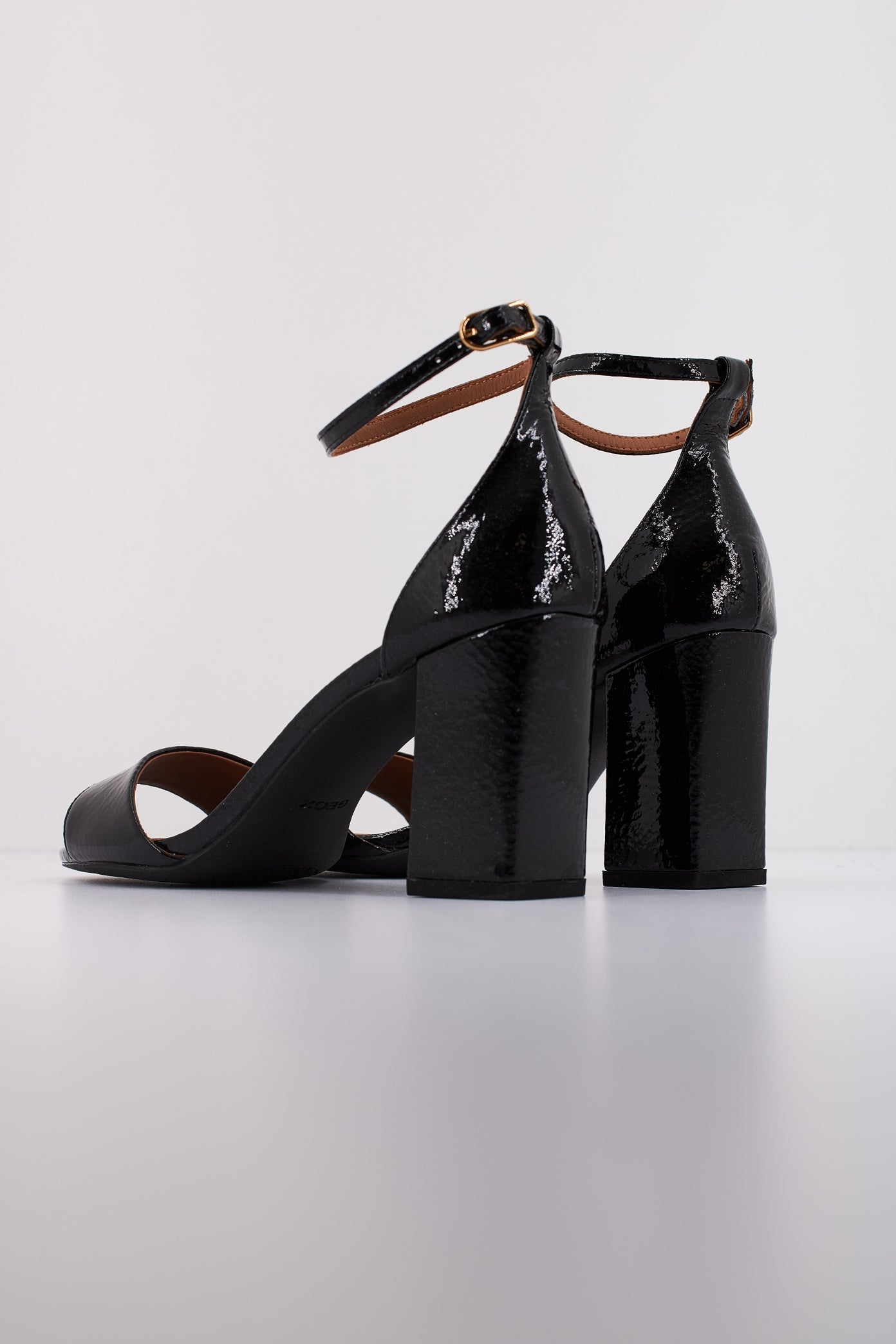GEOX D NEW ERAKLIA  en color NEGRO  (4)