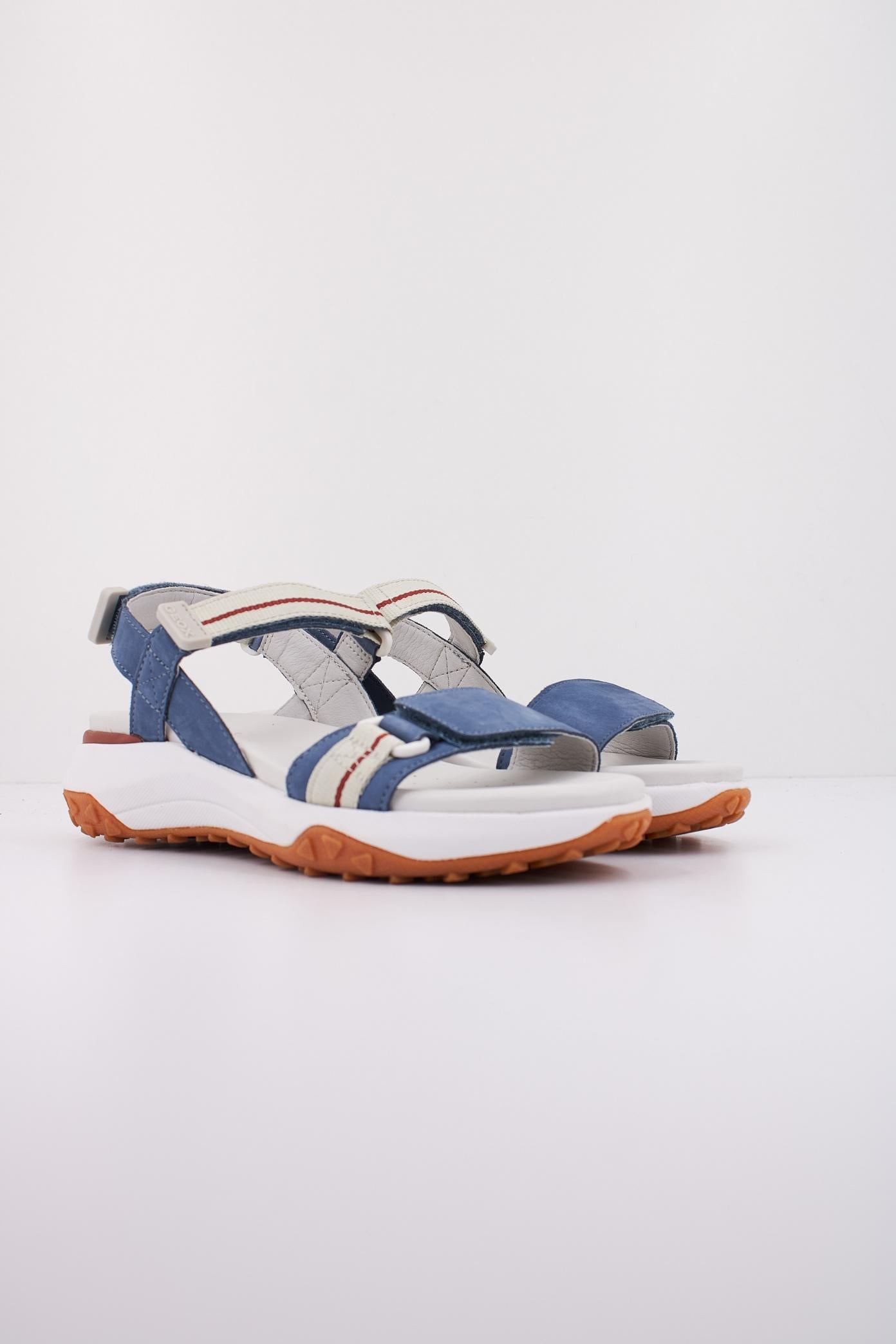 GEOX D SORAPIS + GRIP en color AZUL  (2)