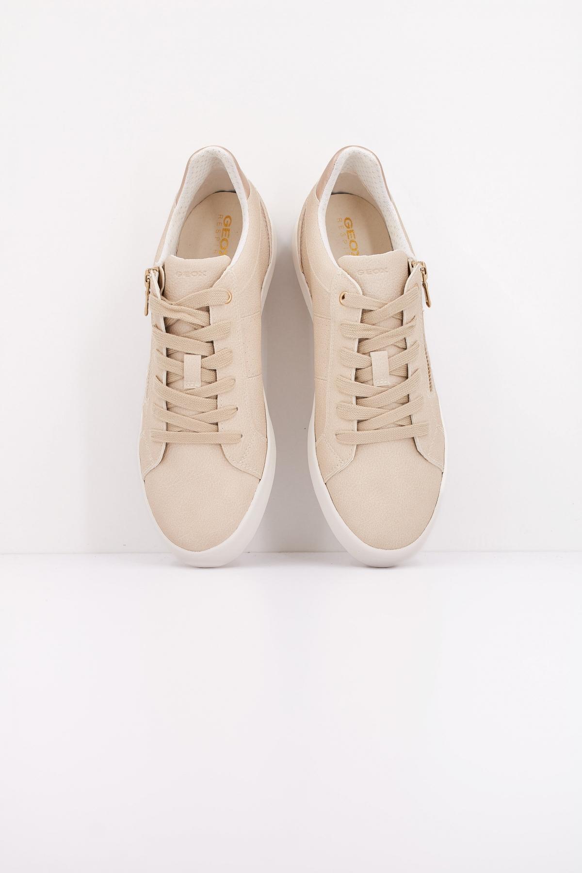 GEOX D BLOMIEE en color MARRON CLARO  (3)