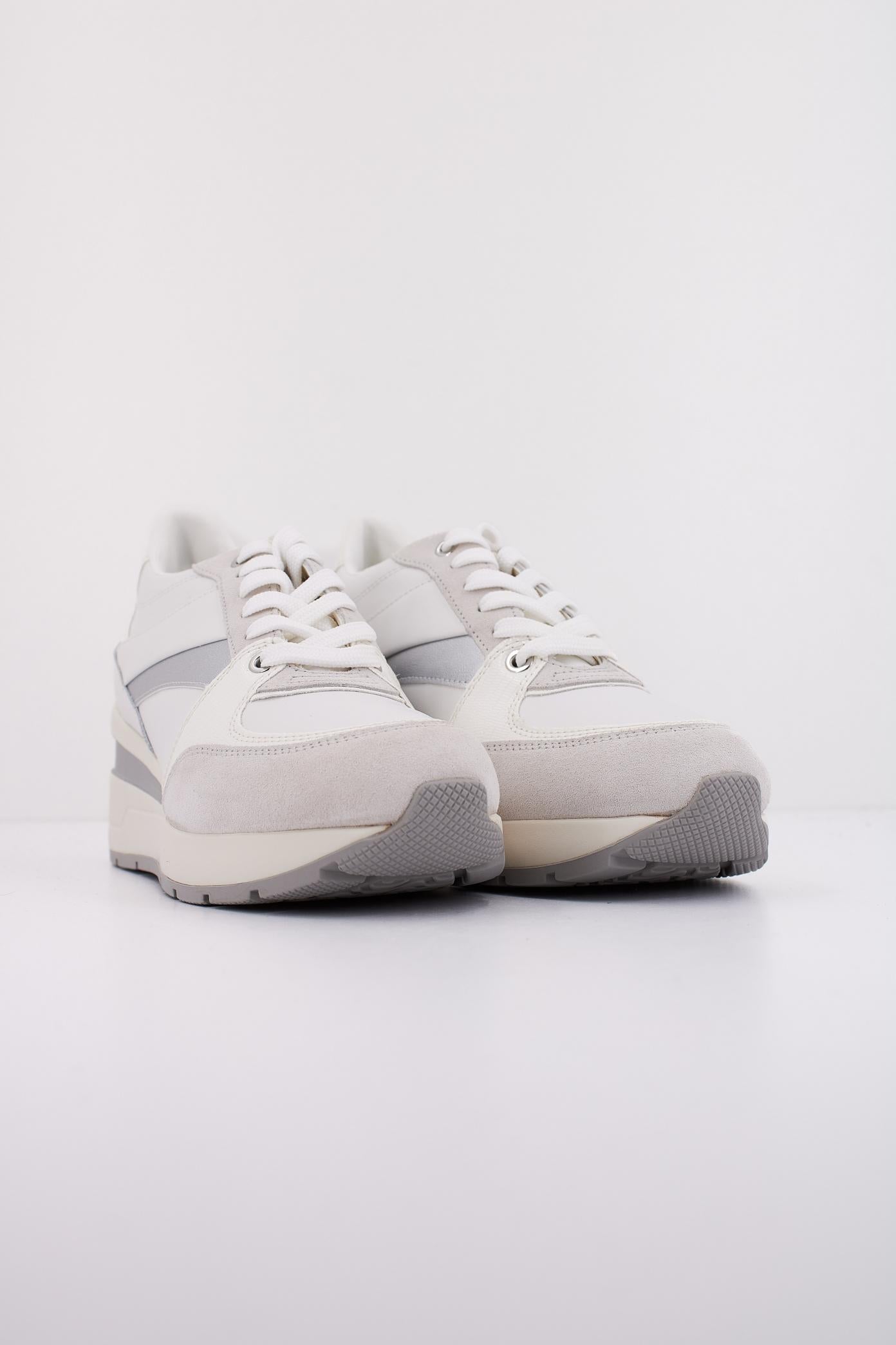 GEOX D ZOSMA en color BLANCO  (2)
