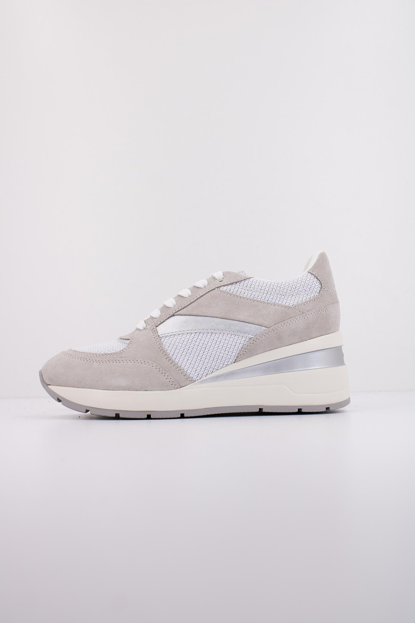 GEOX D ZOSMA en color GRIS  (1)