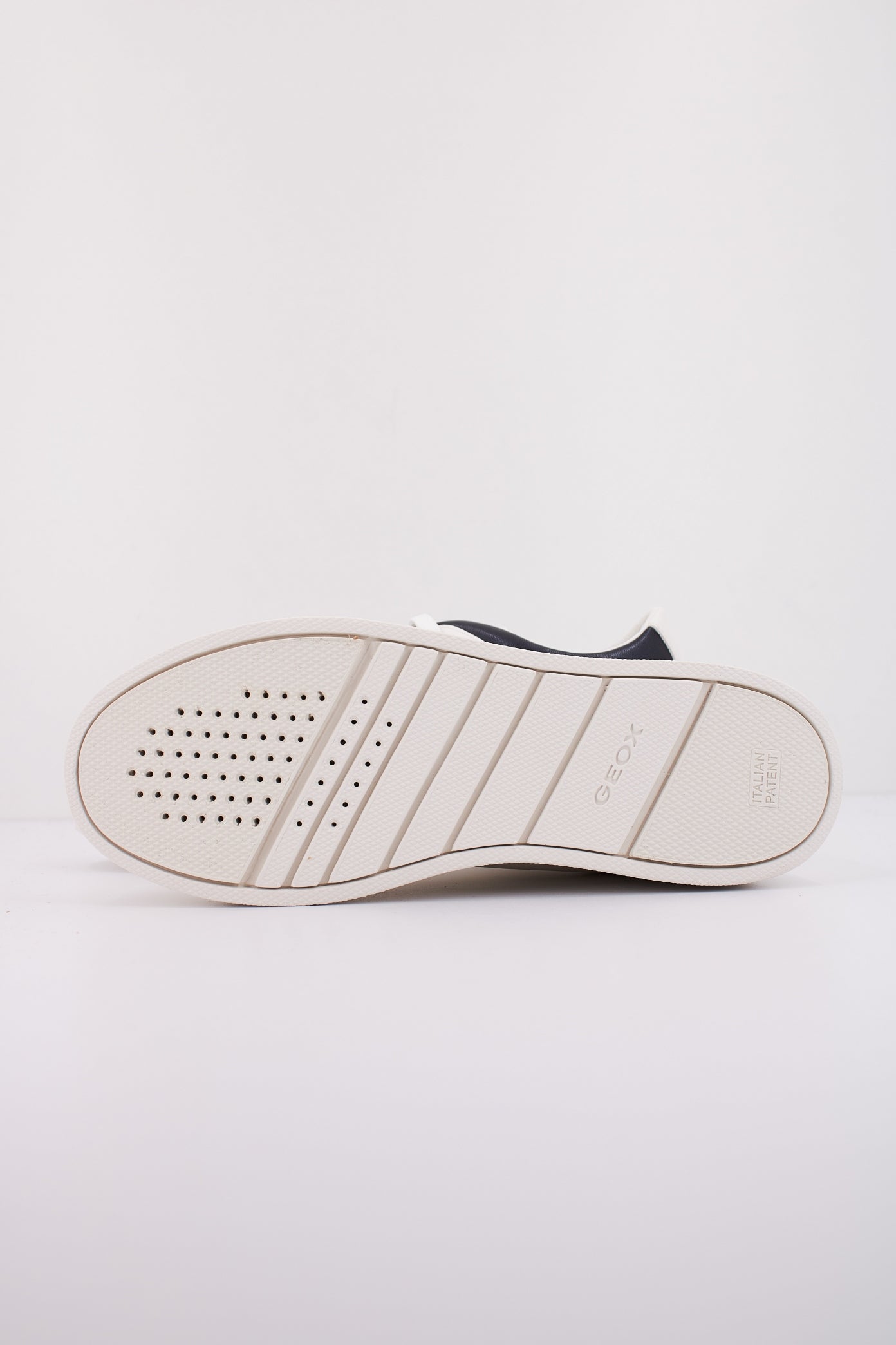 GEOX D SKYELY en color BLANCO  (5)