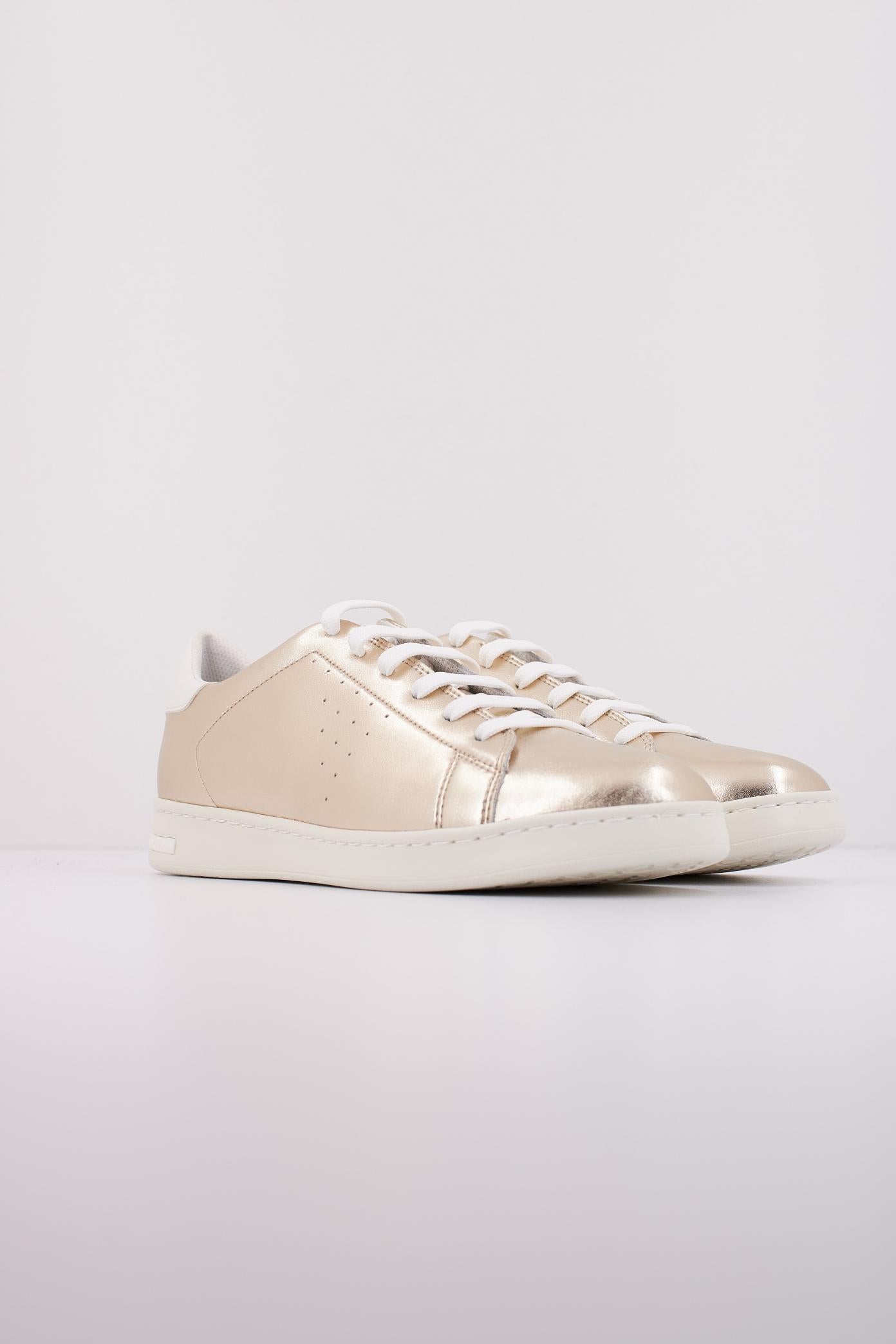 GEOX D JAYSEN en color ORO  (2)