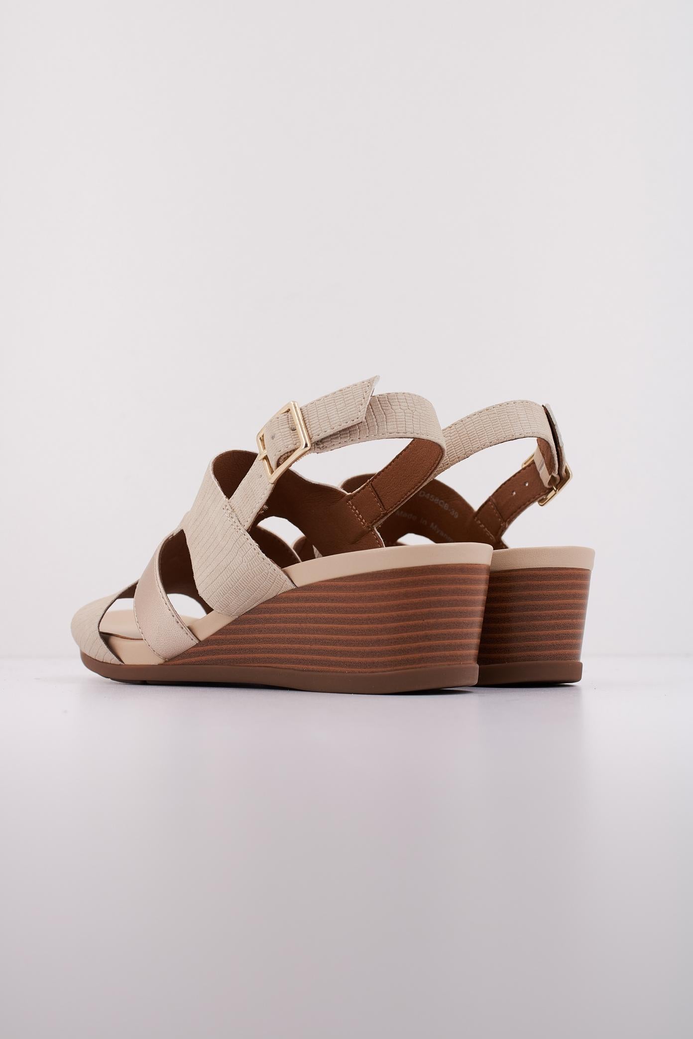 GEOX D MARYKARMEN en color BEIS  (4)