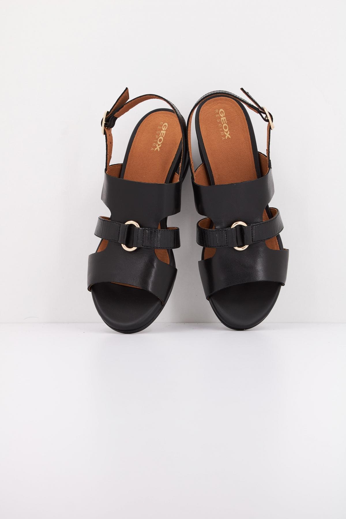 GEOX D MARYKARMEN en color NEGRO  (3)