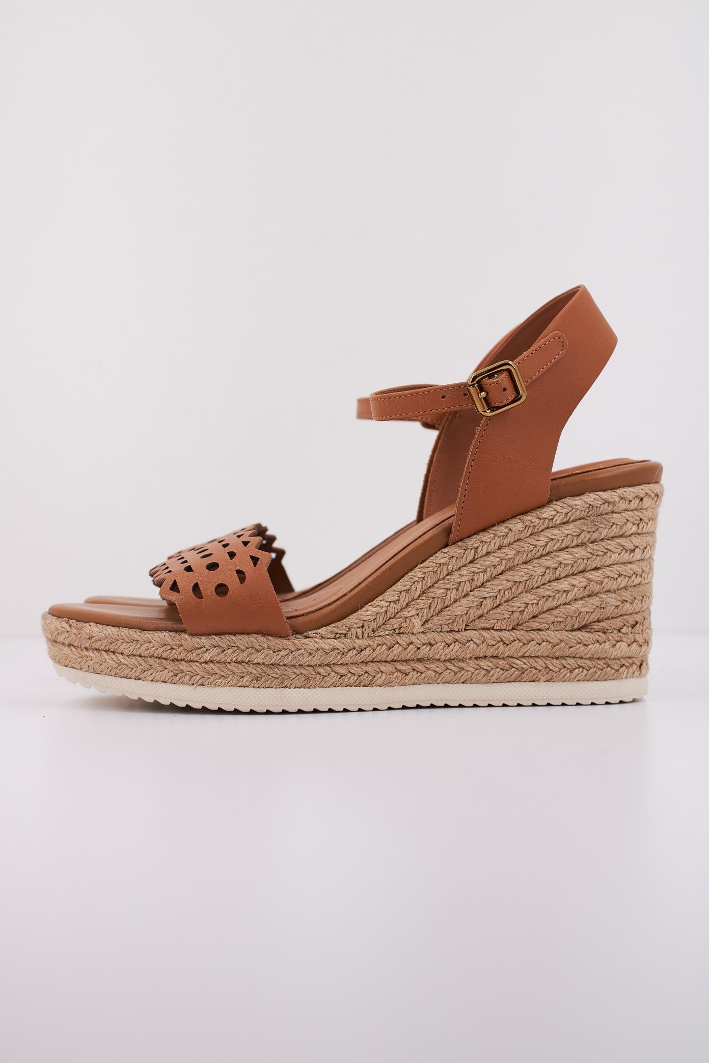 GEOX D PONZA en color MARRON  (1)