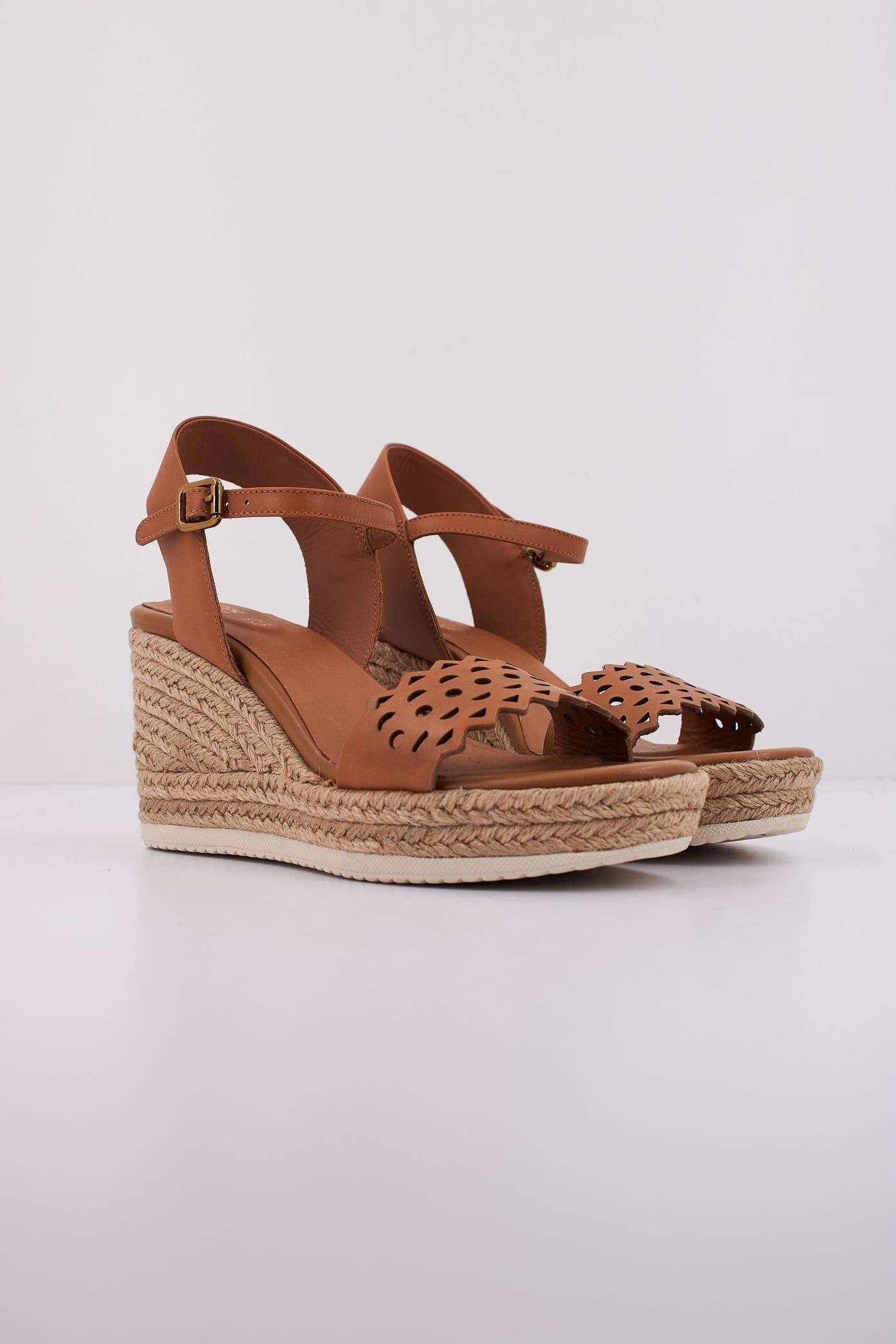 GEOX D PONZA en color MARRON  (2)