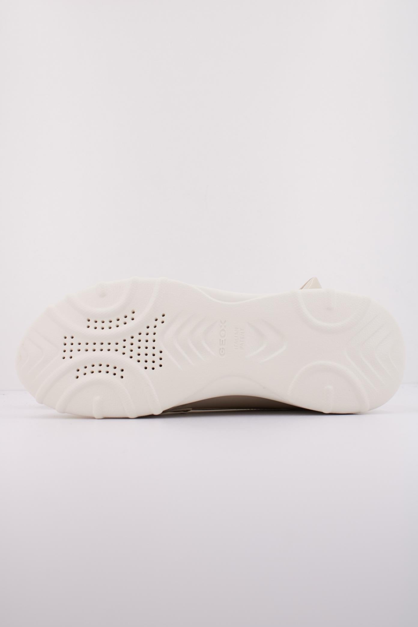 GEOX D ALLENIEE en color BEIS  (5)